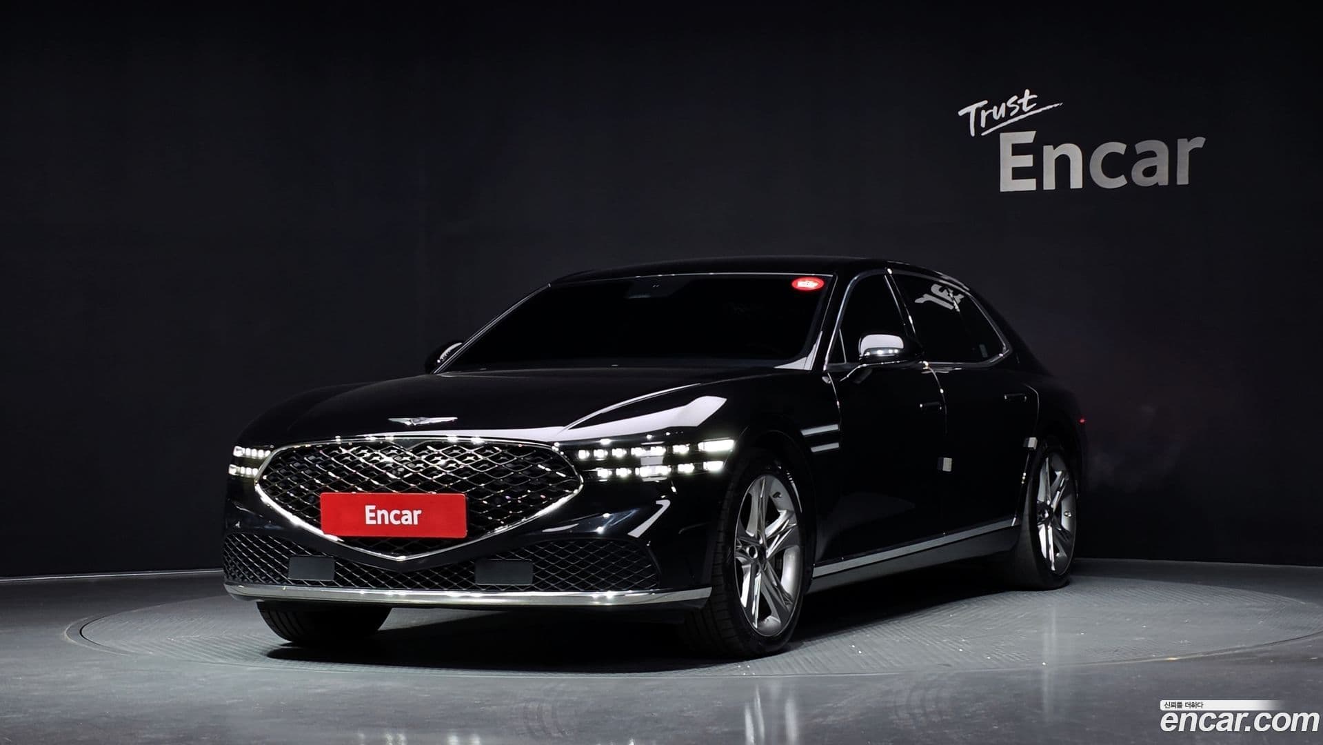 Main__Slider__Photo:G90 Genesis 2022.6-0