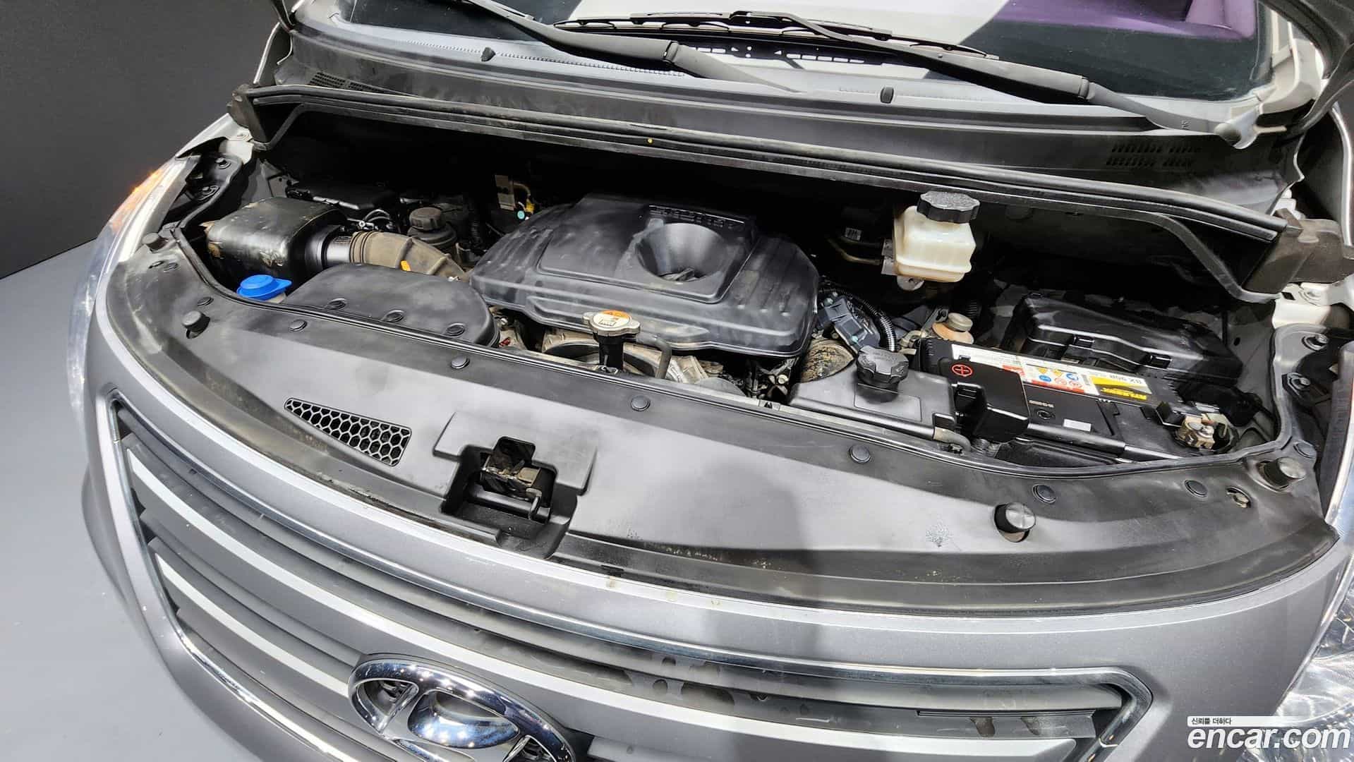 Starex Hyundai 2016.5-INNER-006