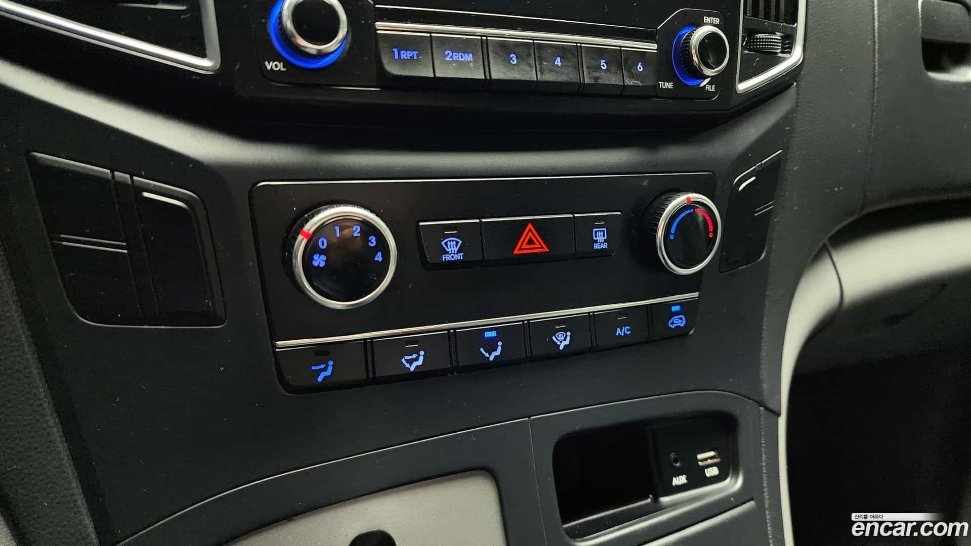 Starex Hyundai 2016.5-OPTION-022