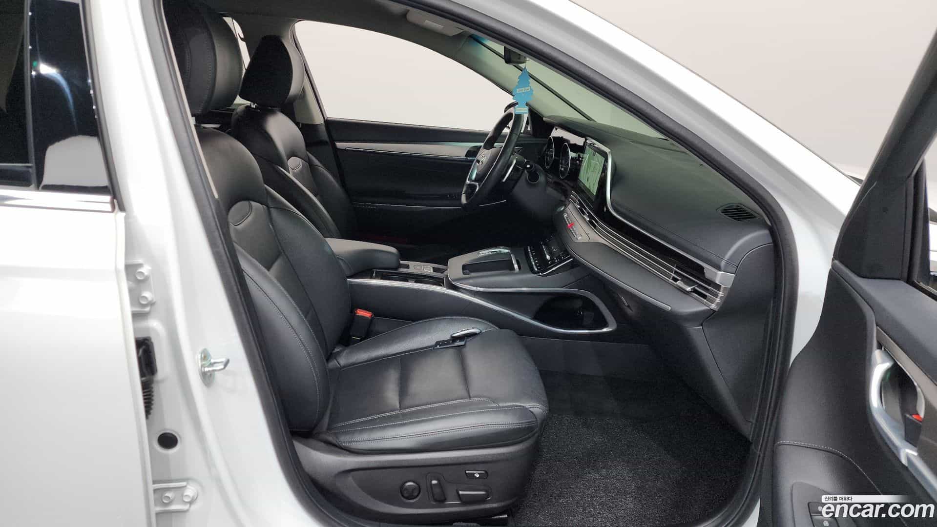 Grandeur Hyundai 2020.3-OPTION-015