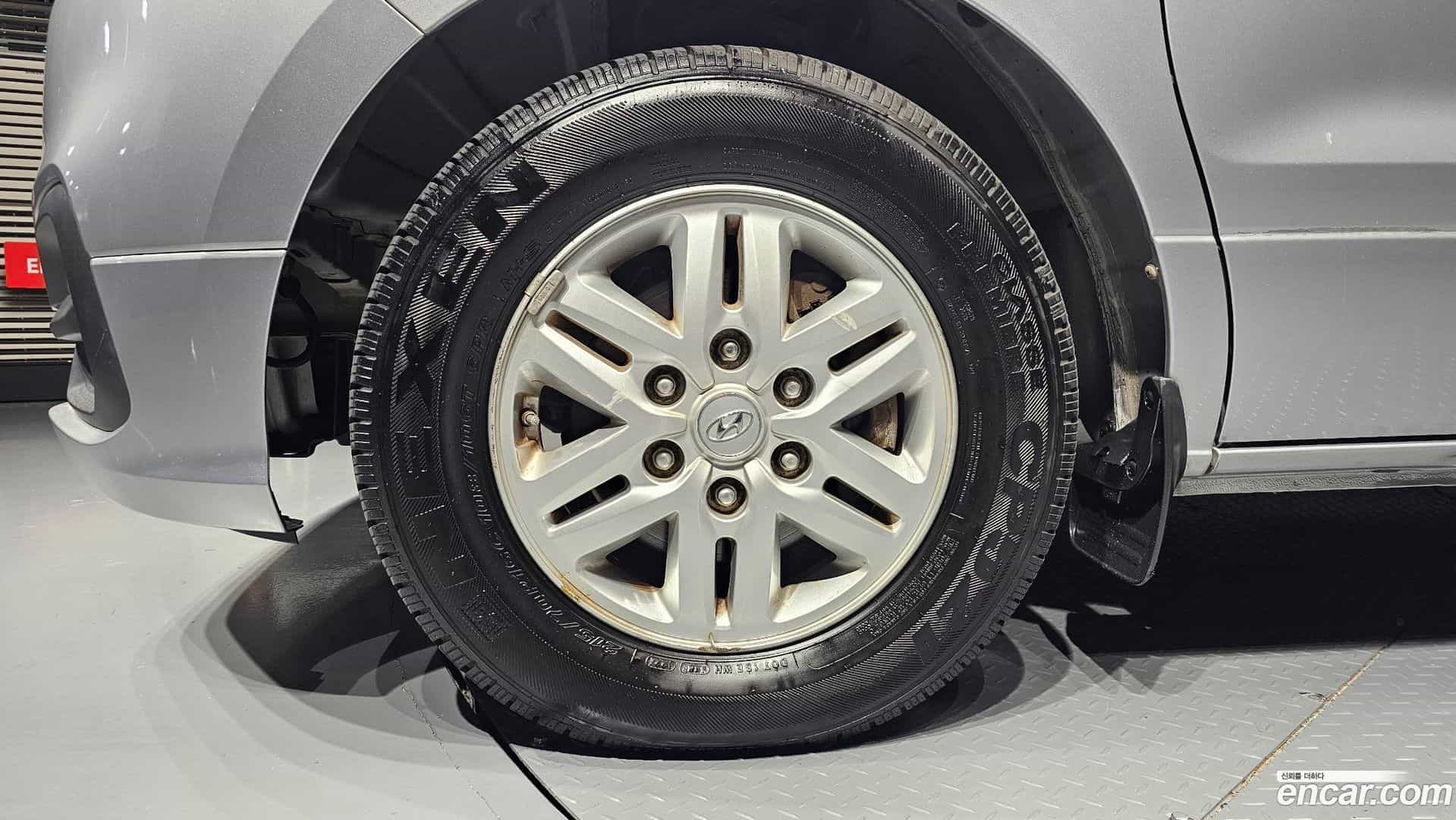 Starex Hyundai 2019.6-OUTER-005