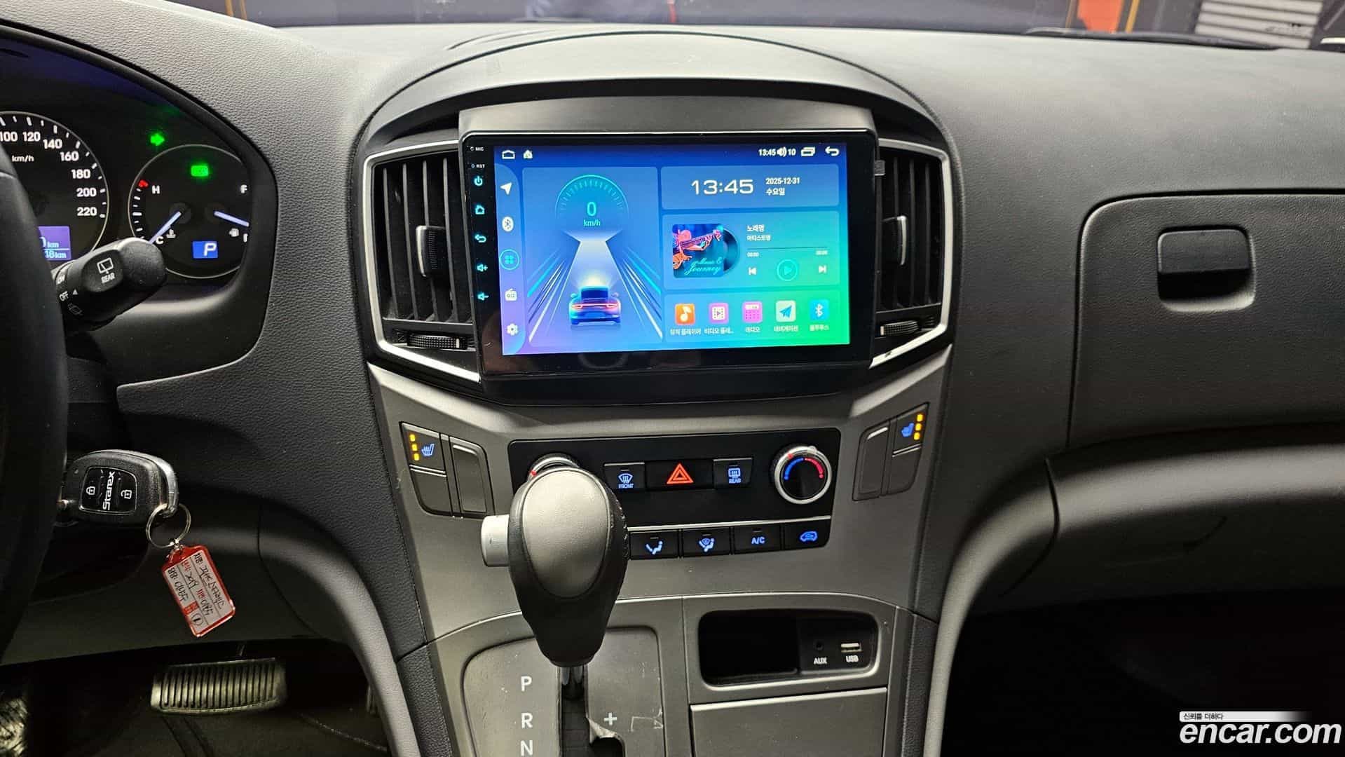 Starex Hyundai 2019.6-OPTION-018