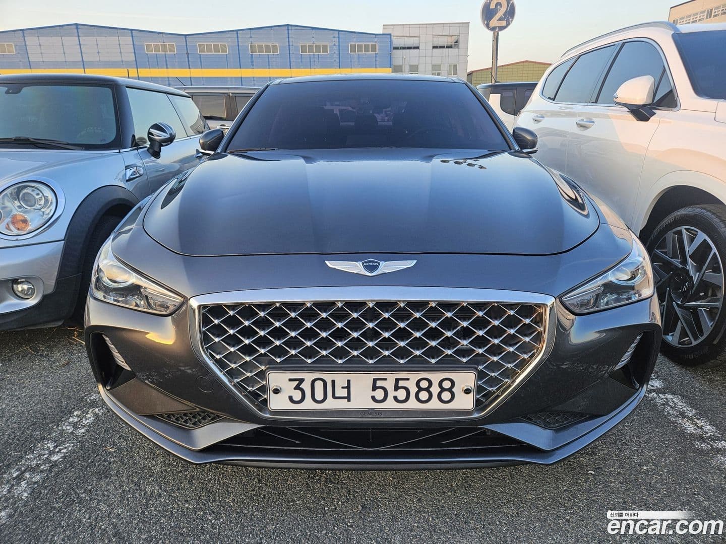 Main__Slider__Photo:G70 Genesis 2019.1-0