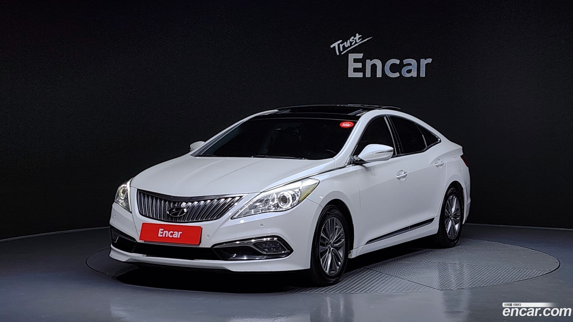 Main__Slider__Photo:Grandeur Hyundai 2016.6-0