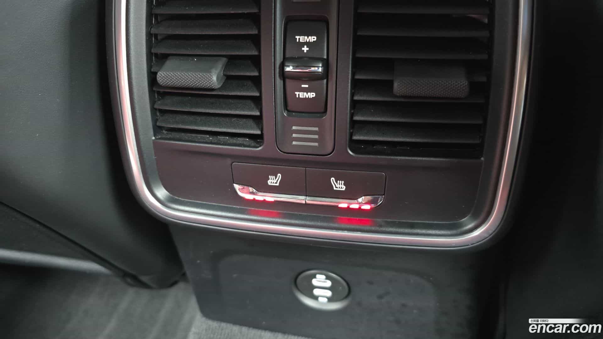 Macan Porsche 2023.7-OPTION-022