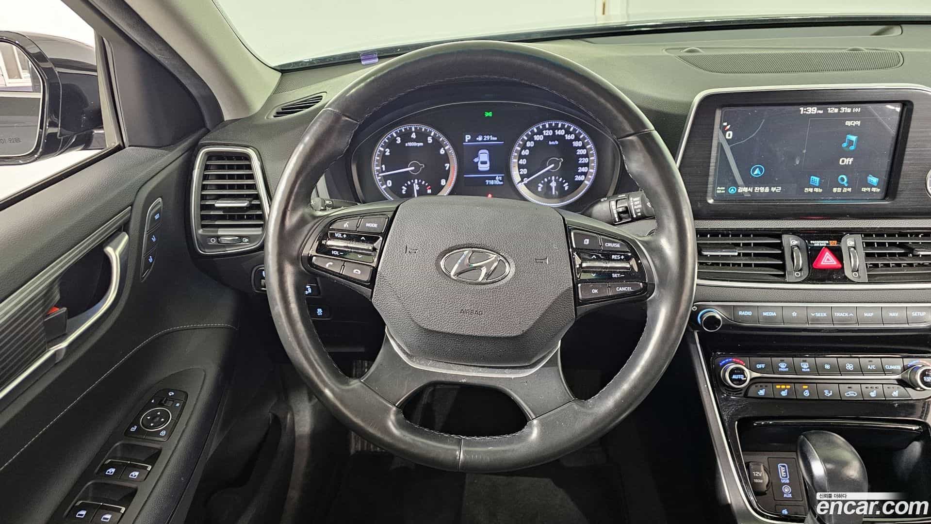 Grandeur Hyundai 2017.7-OPTION-017