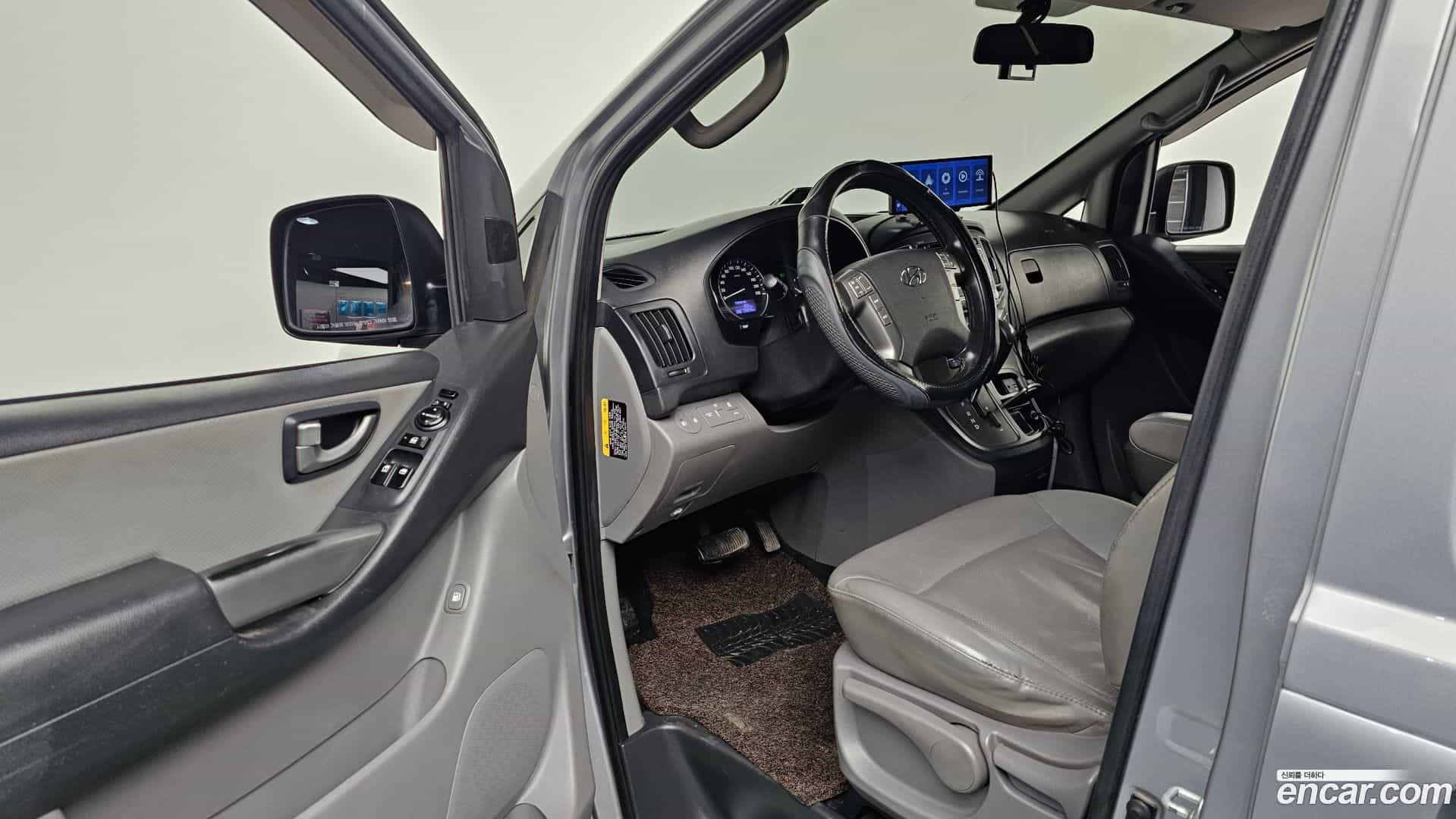 Starex Hyundai 2019.5-OPTION-015