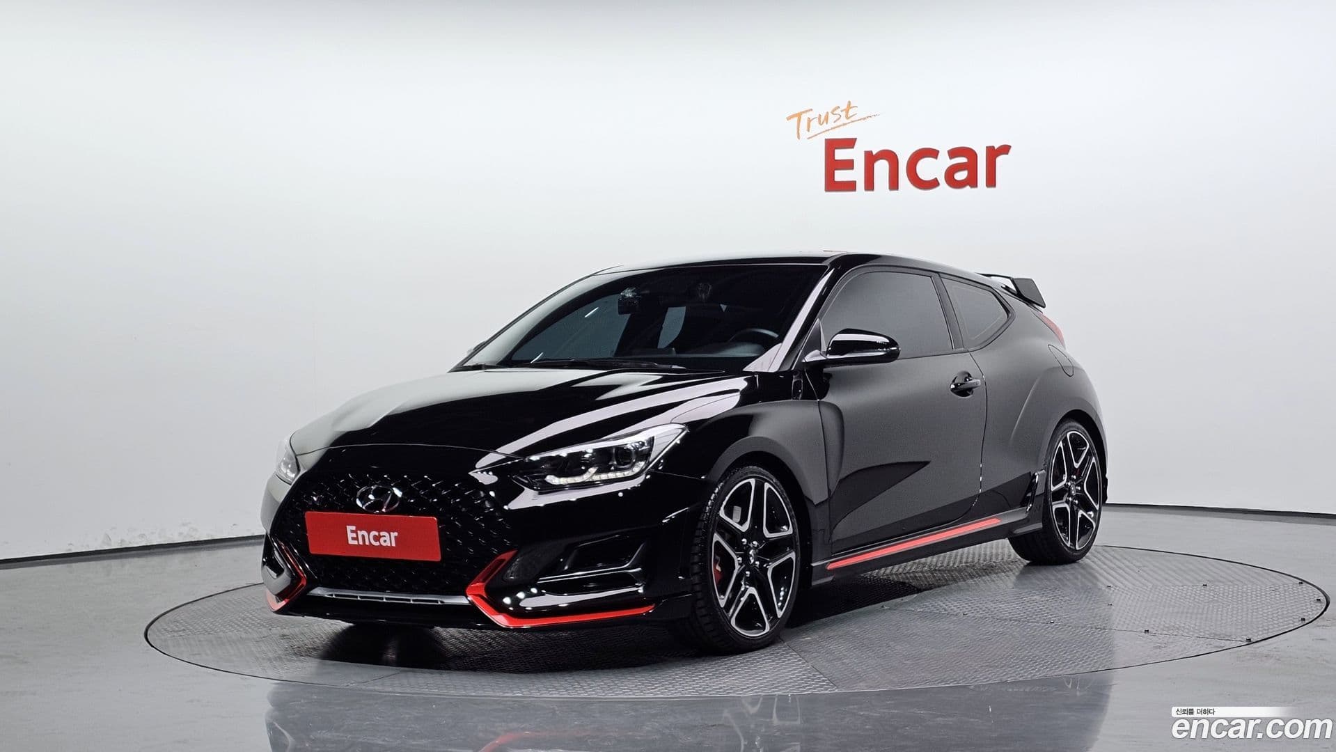 Main__Slider__Photo:Veloster Hyundai 2021.2-0