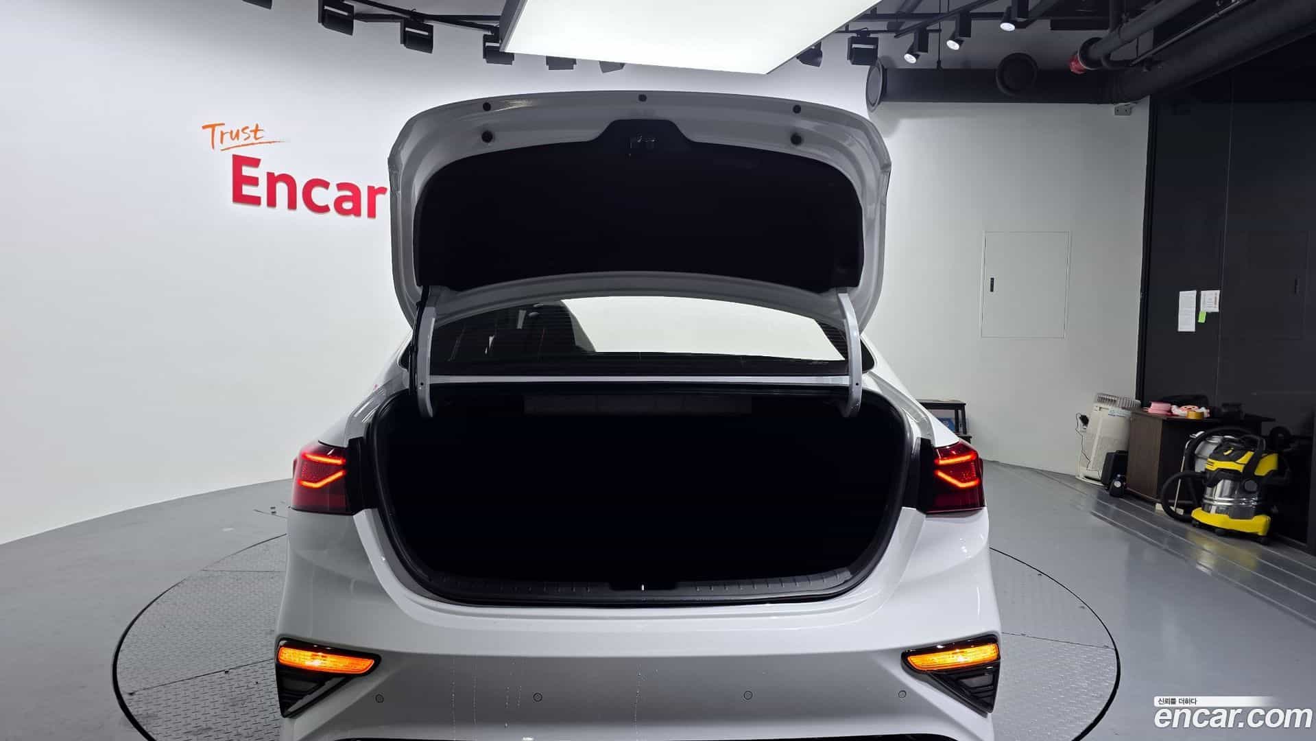 K3 Kia 2018.6-OPTION-024