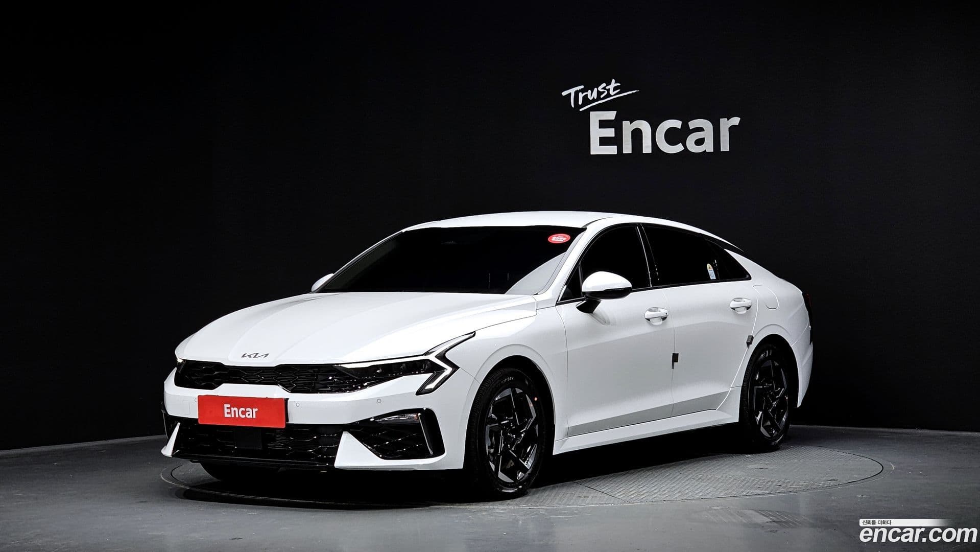 Main__Slider__Photo:K5 Kia 2025.11-0