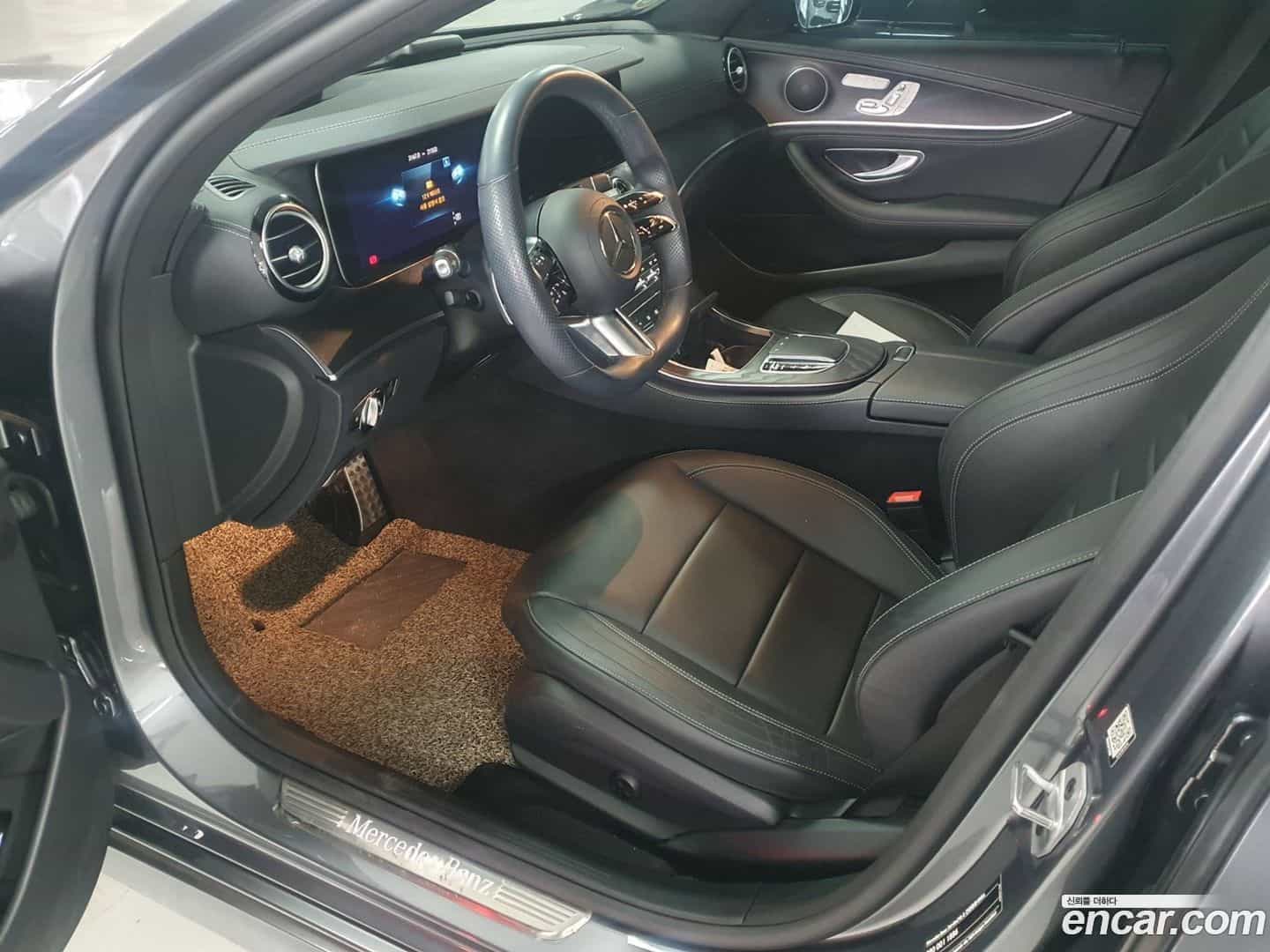 E-Class Mercedes-Benz 2020.10-INNER-009