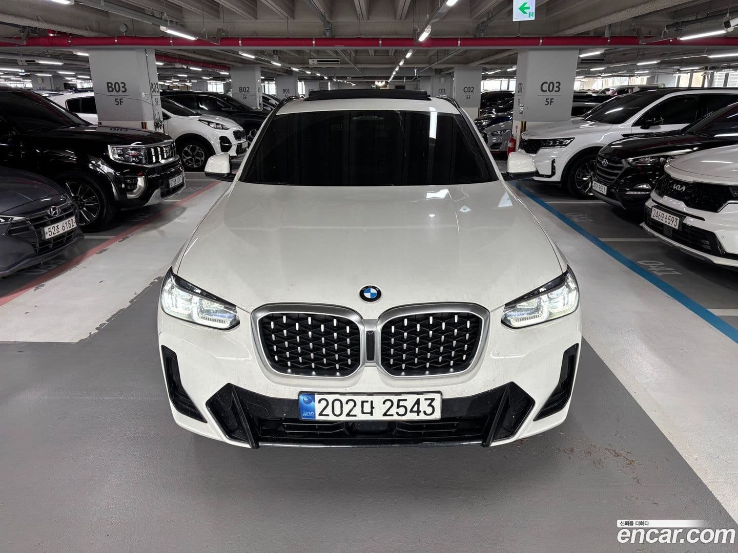 Main__Slider__Photo:X4 BMW 2023.1-0