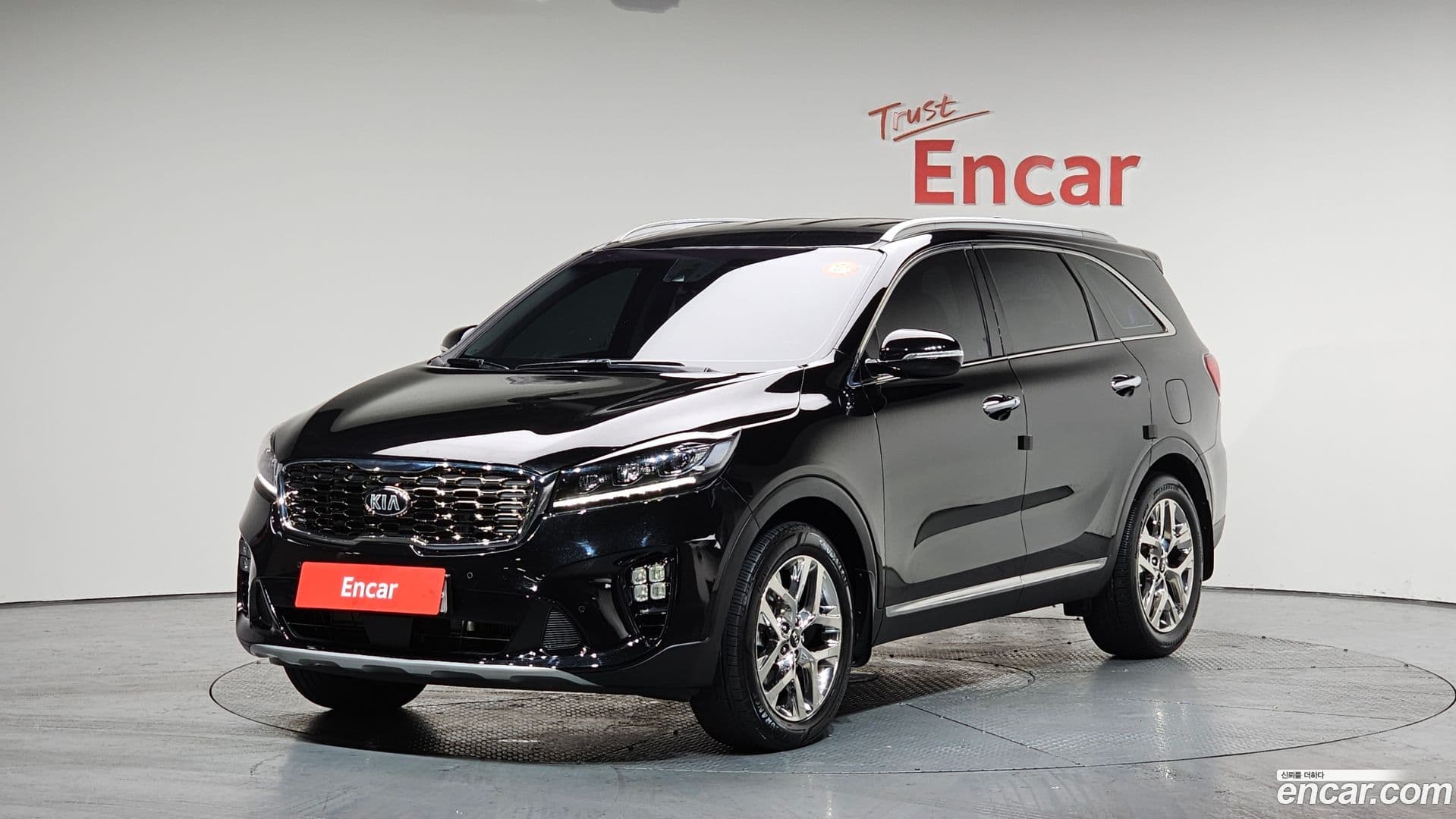 Main__Slider__Photo:Sorento Kia 2019.10-0