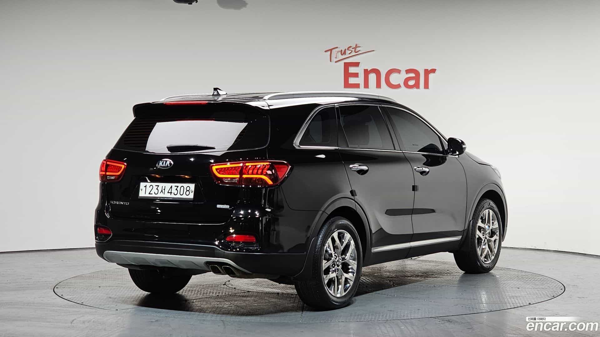 Sorento Kia 2019.10-OUTER-002