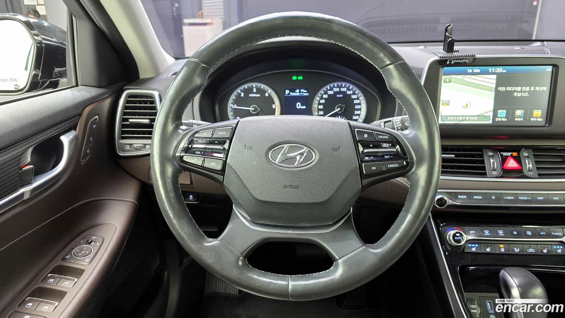 Grandeur Hyundai 2017.2-OPTION-017