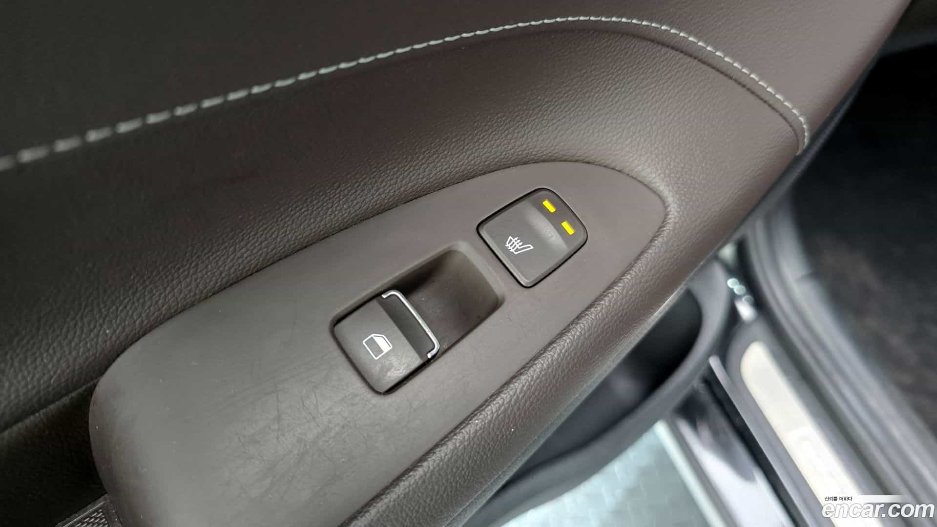 Grandeur Hyundai 2017.2-OPTION-021