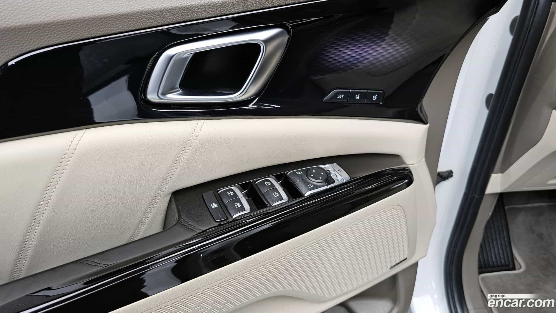 Canival Kia 2020.10-OPTION-020