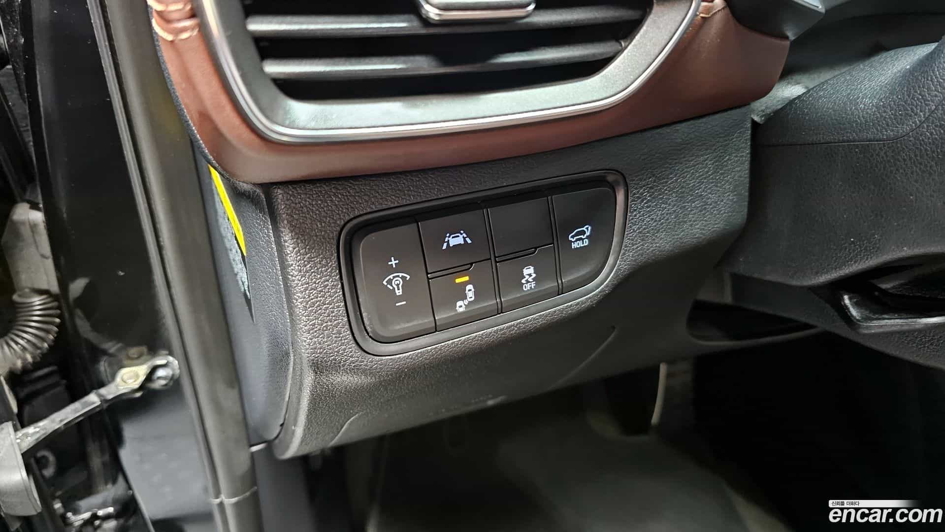 Santafe Hyundai 2019.1-OPTION-022