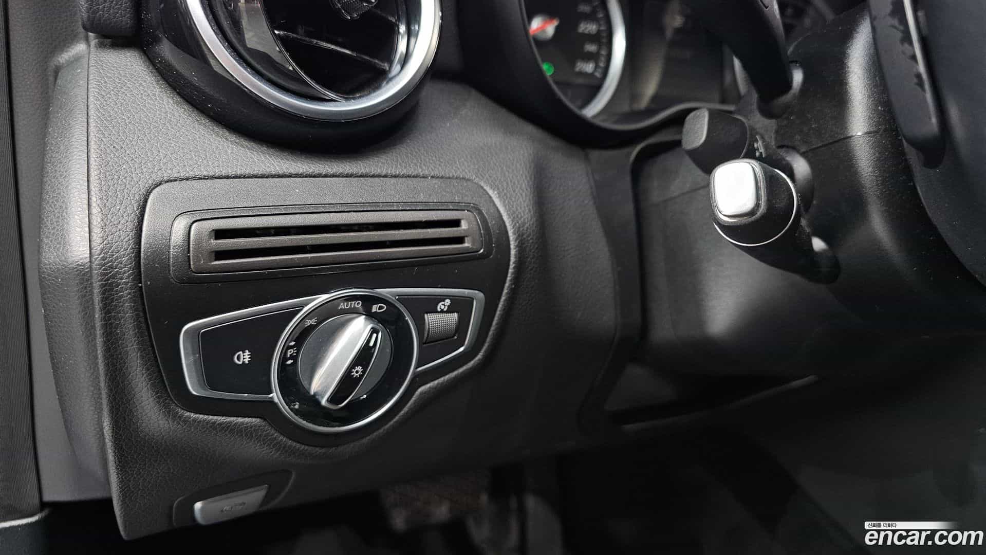 C-Class Mercedes-Benz 2016.6-OPTION-020