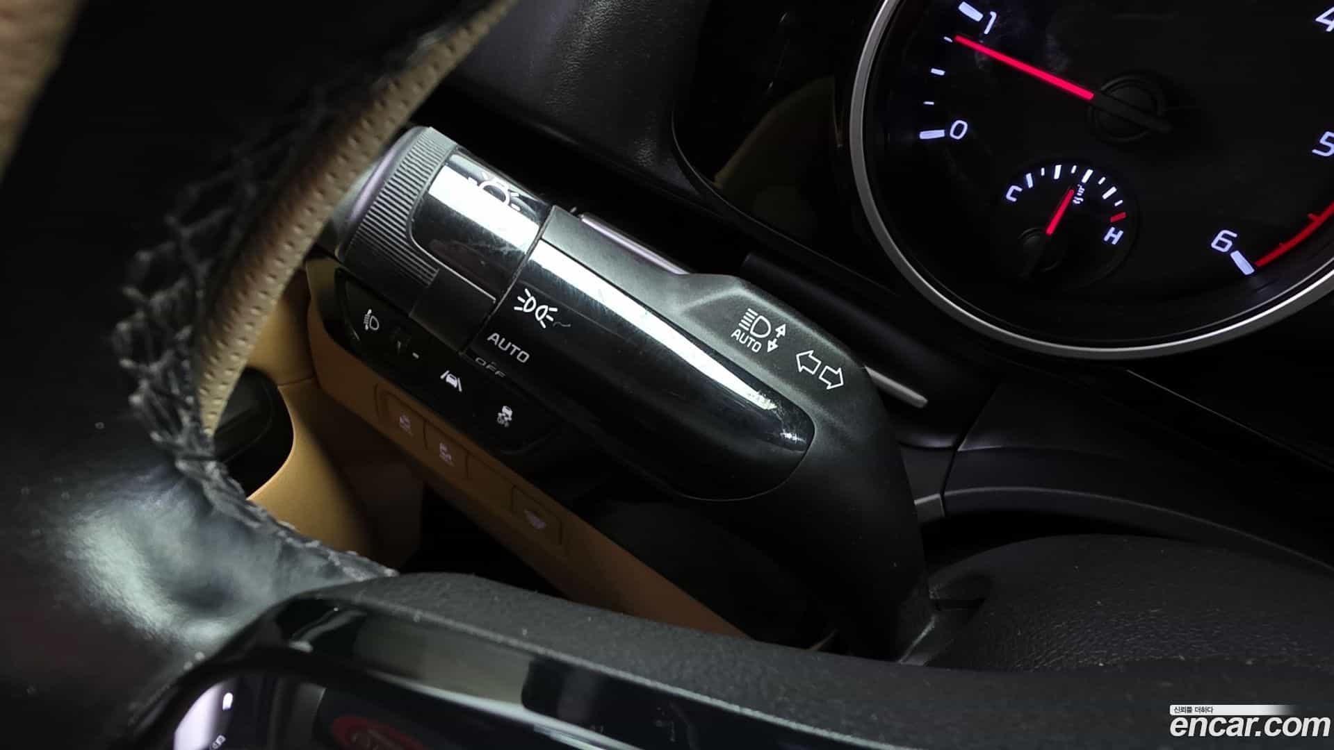 Canival Kia 2021.4-OPTION-022