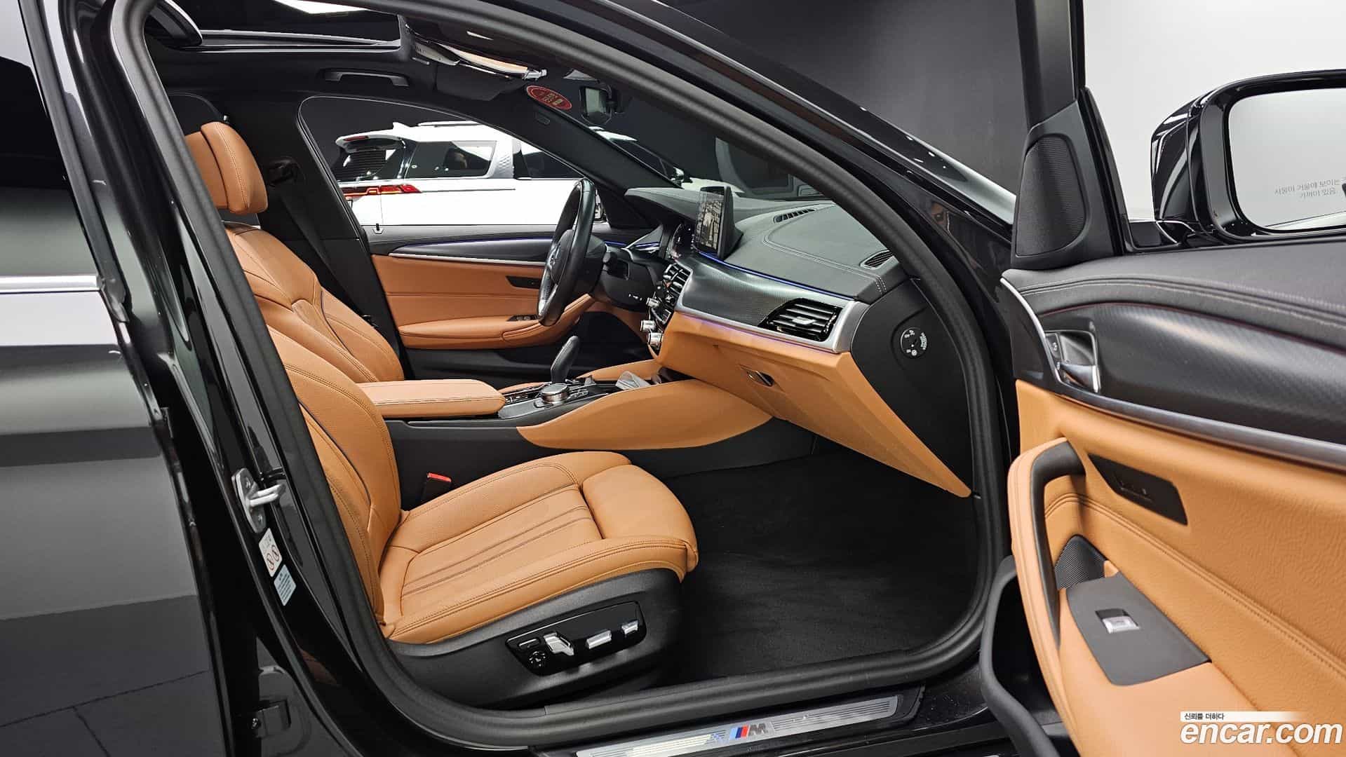 5-Series BMW 2023.6-INNER-010