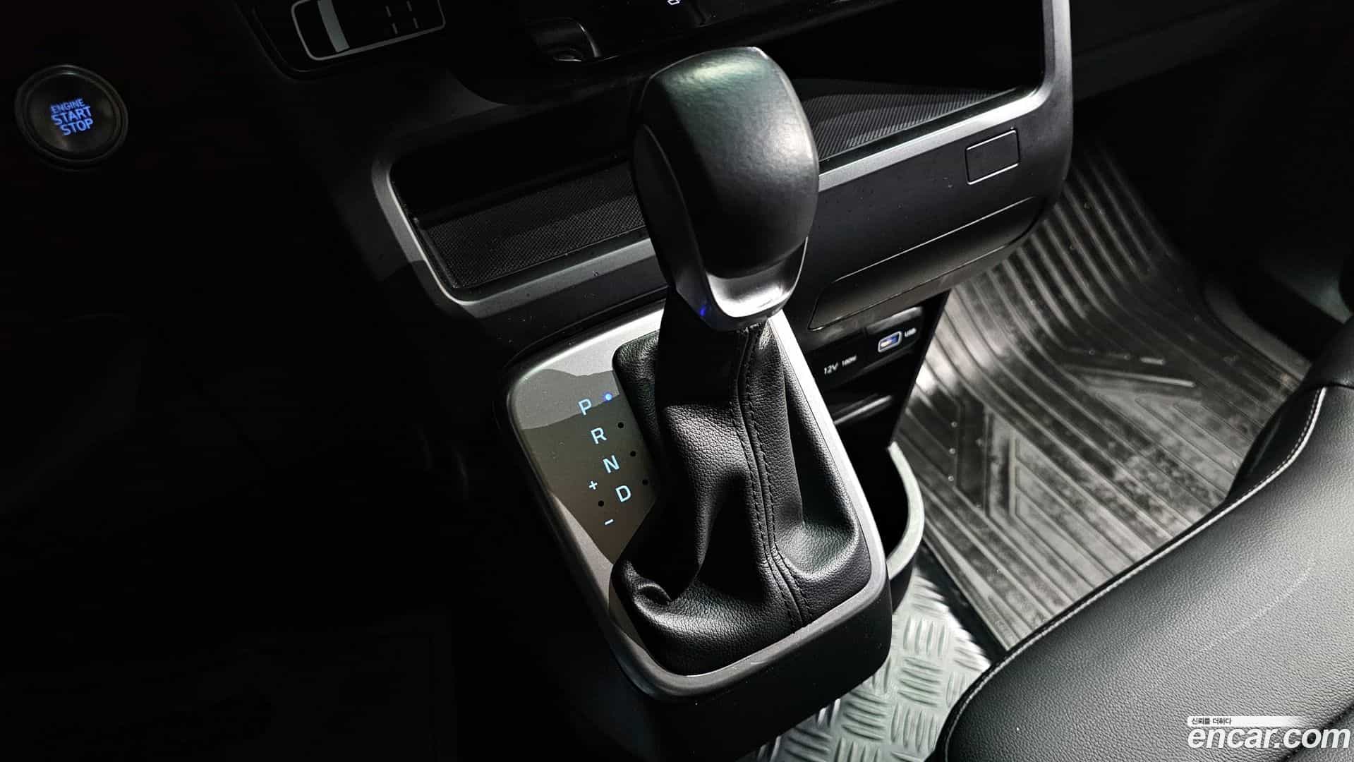 Staria Hyundai 2024.1-INNER-009