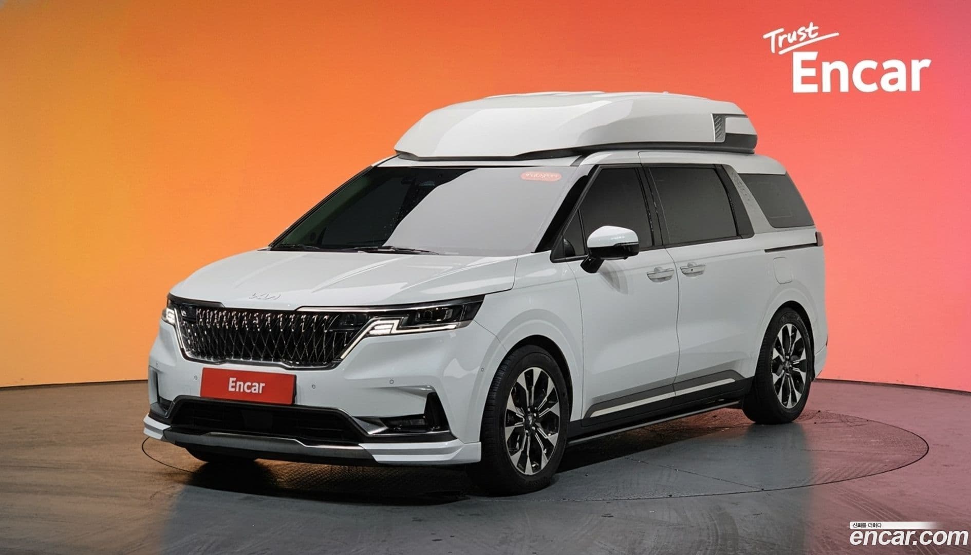 Main__Slider__Photo:Canival Kia 2022.6-0