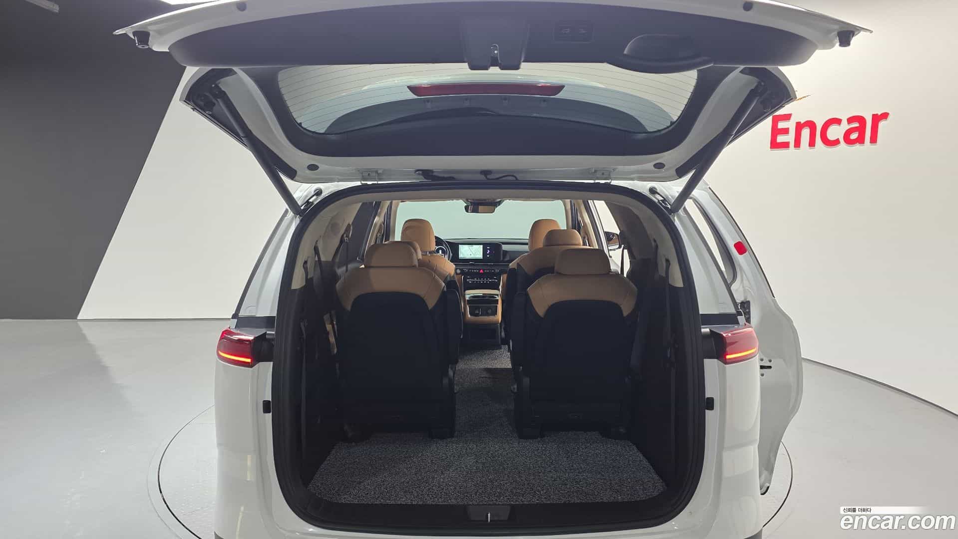 Canival Kia 2022.4-OPTION-024
