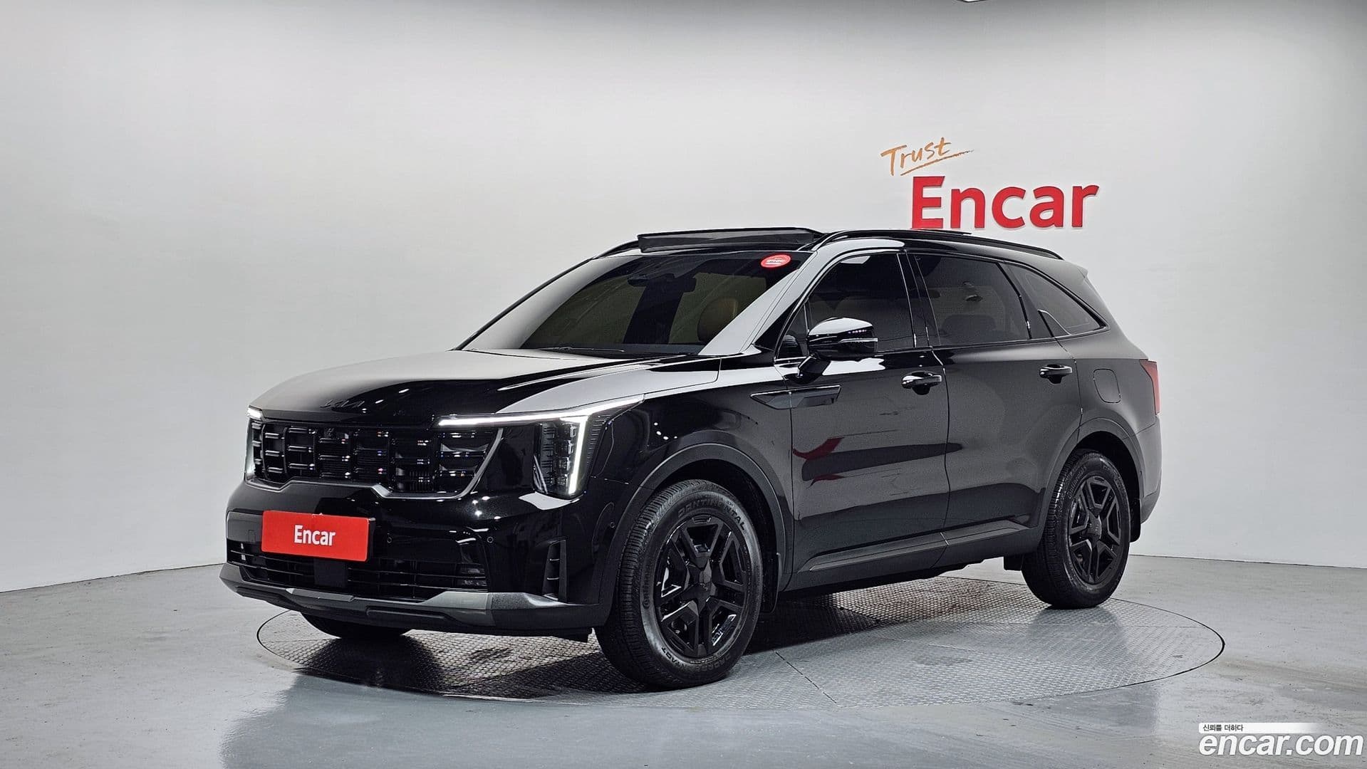 Main__Slider__Photo:Sorento Kia 2025.6-0