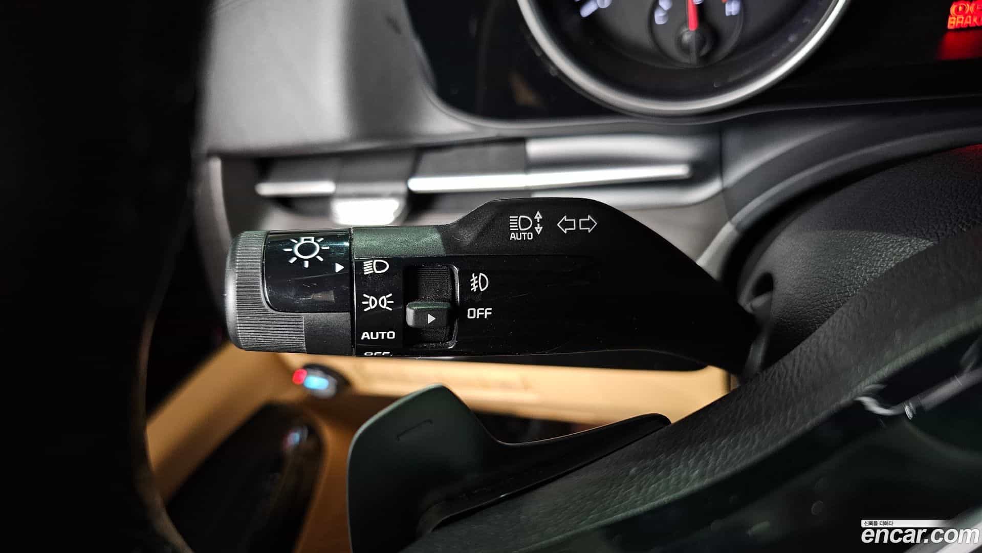 Canival Kia 2021.2-OPTION-022