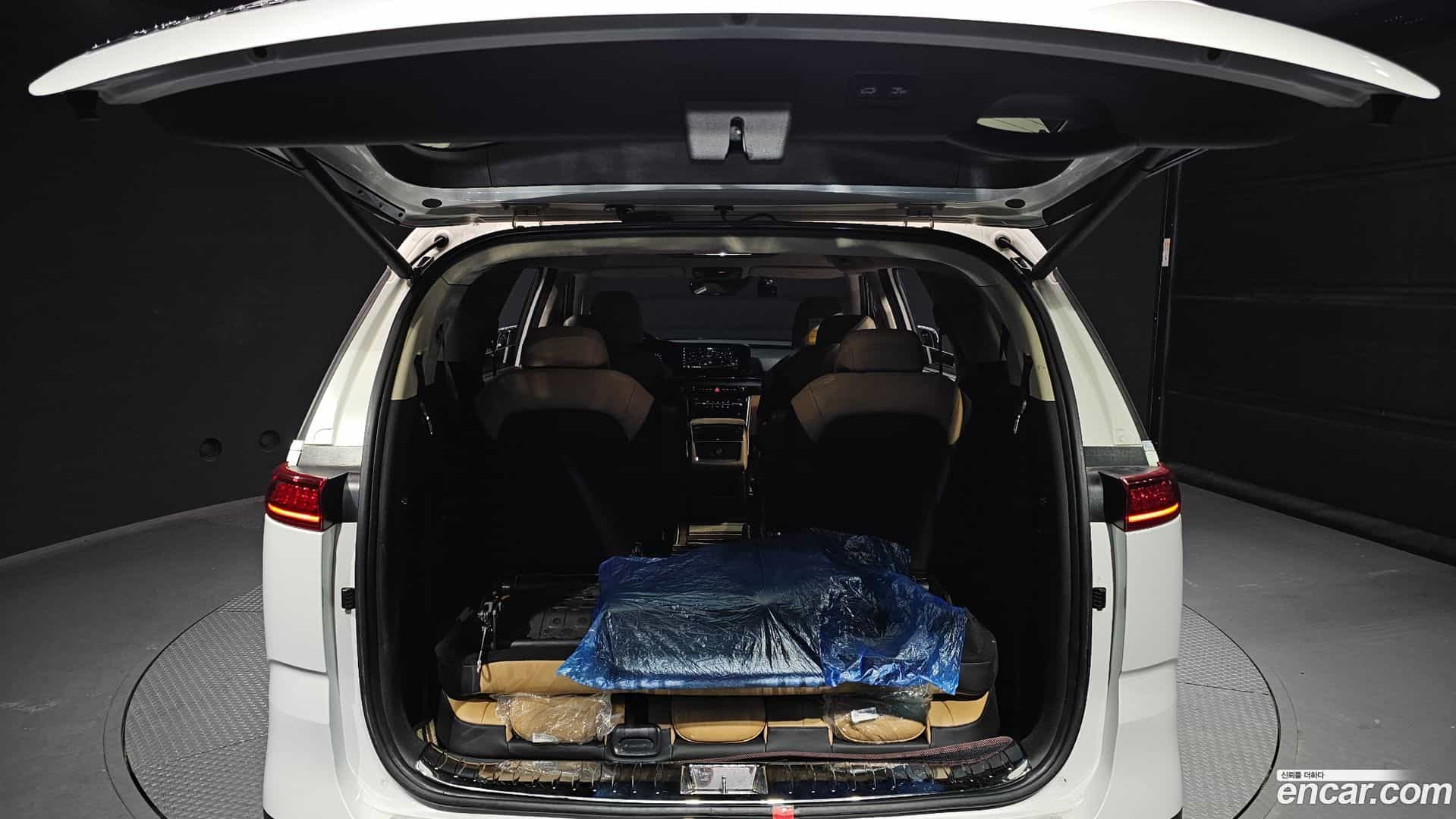 Canival Kia 2021.2-OPTION-024