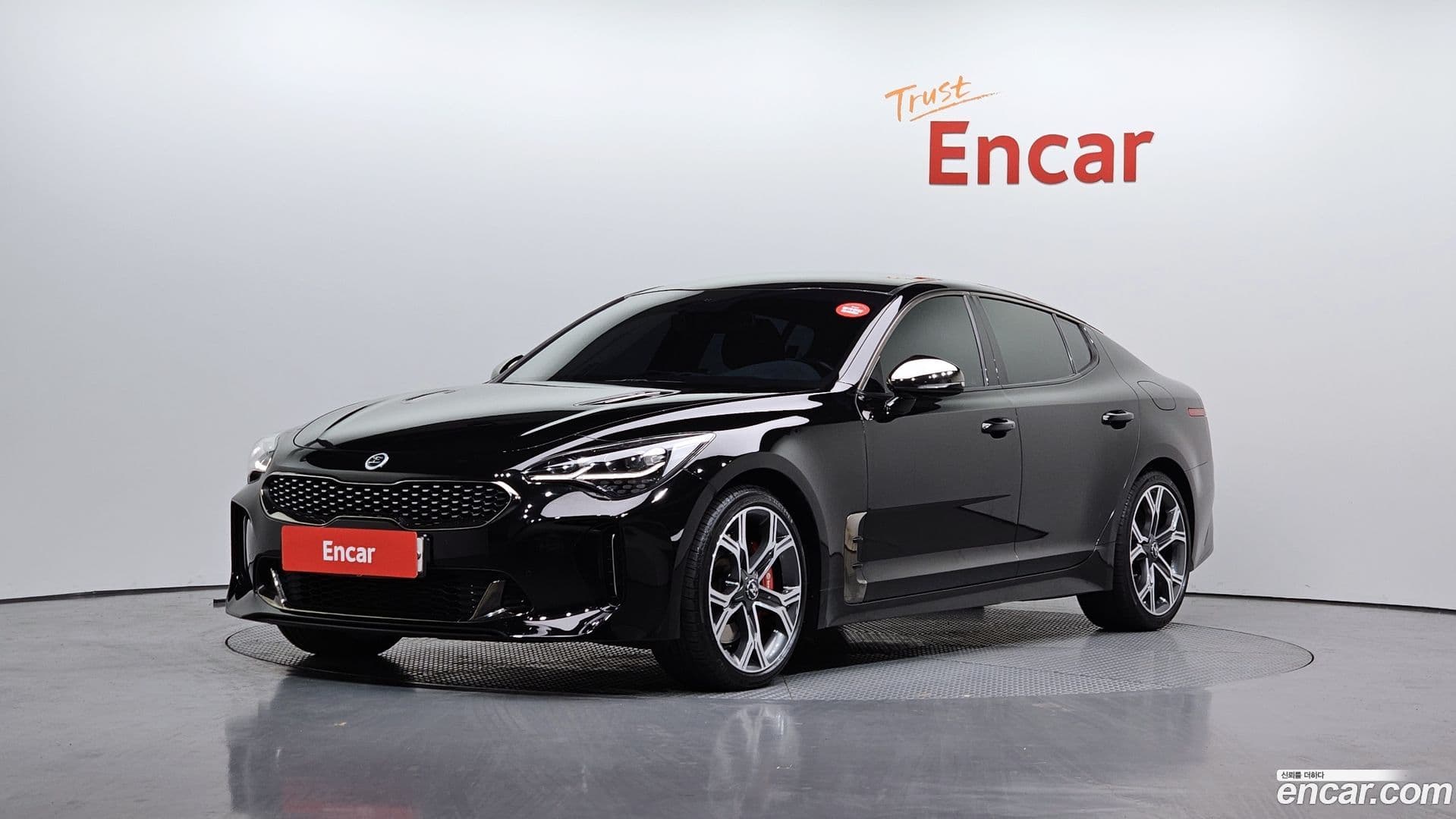 Main__Slider__Photo:Stinger Kia 2017.5-0