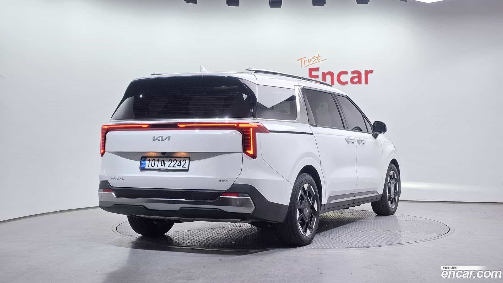 Canival Kia 2024.1-OUTER-002