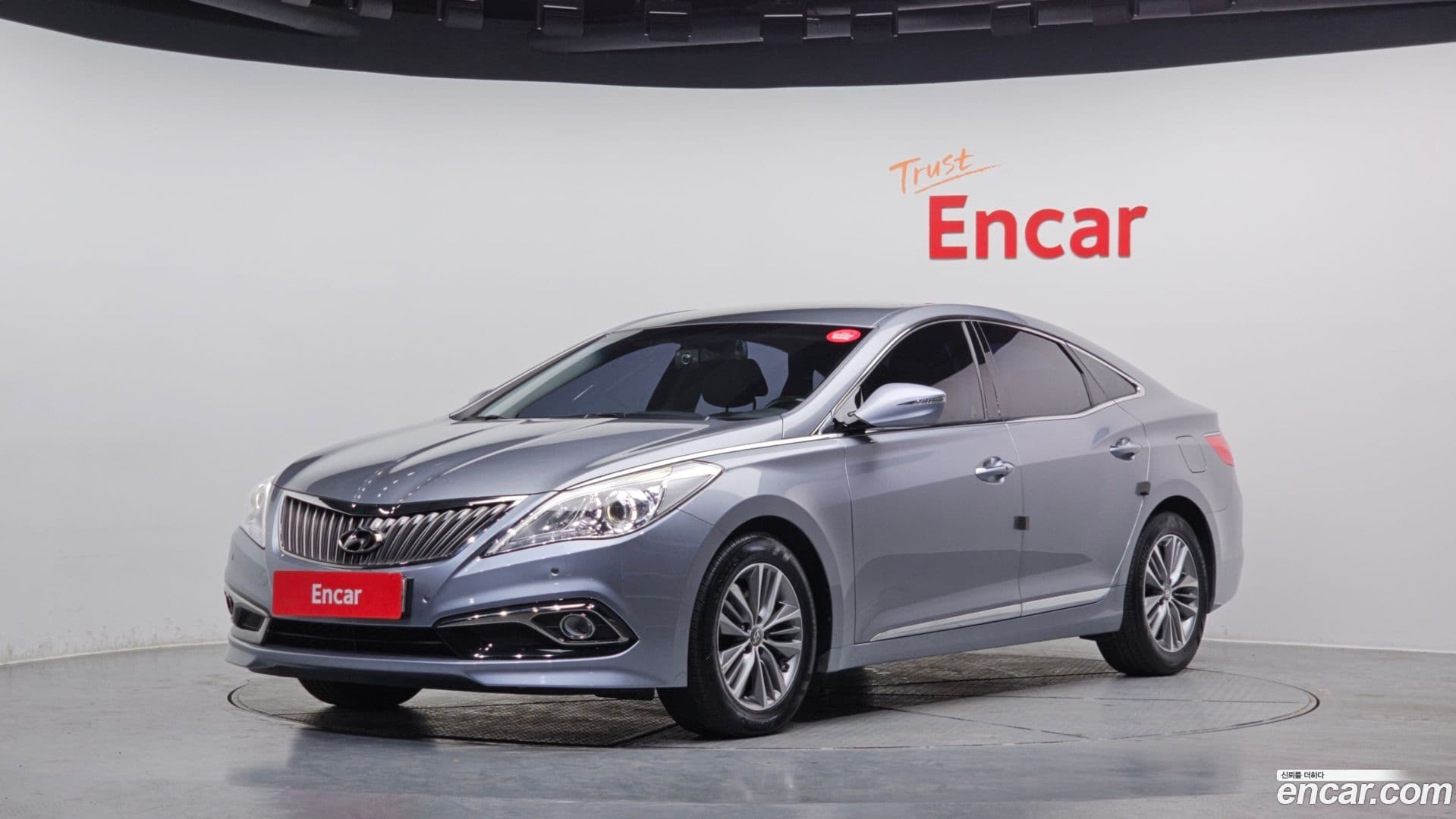 Main__Slider__Photo:Grandeur Hyundai 2015.11-0