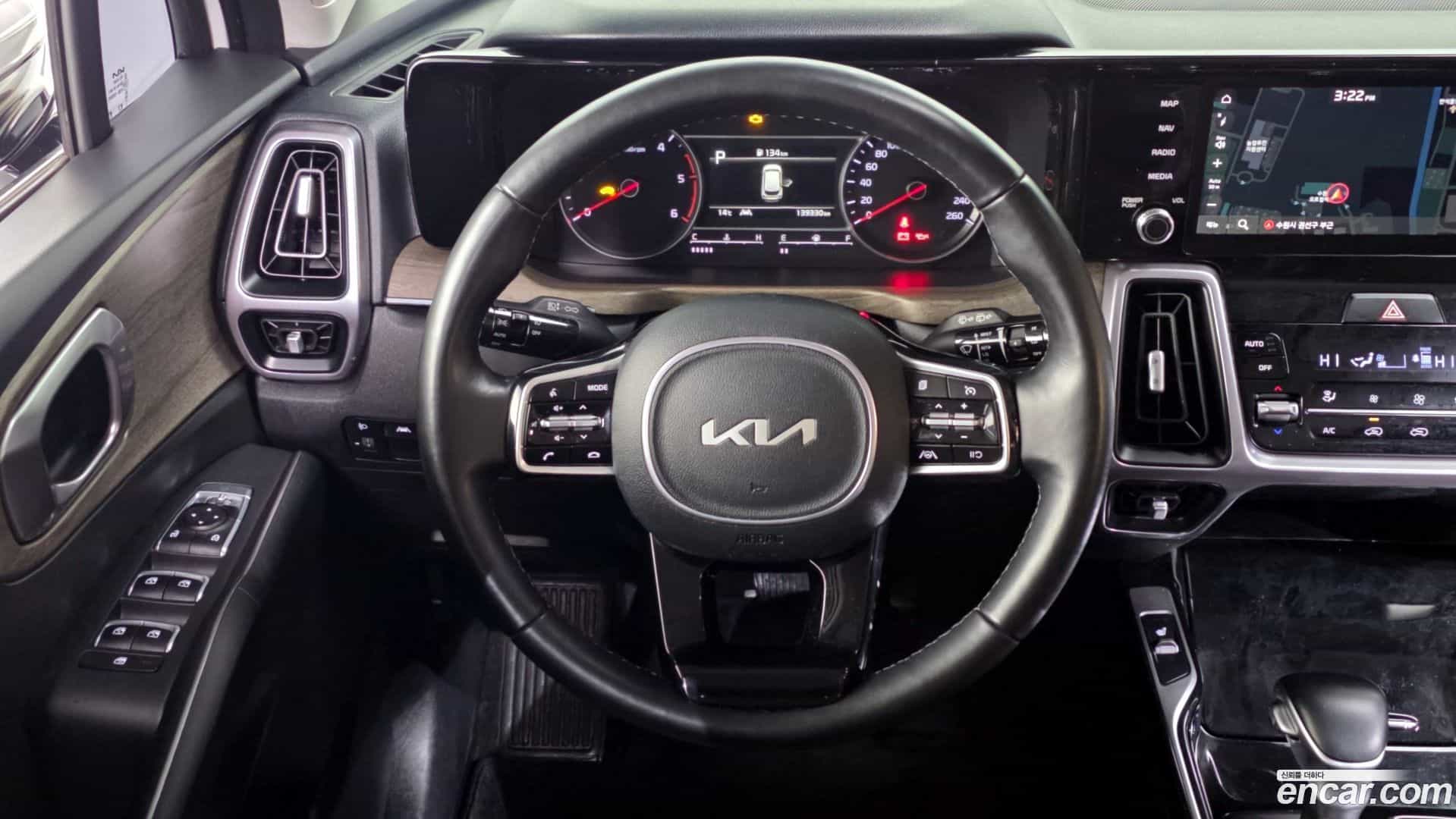 Sorento Kia 2023.0-OPTION-017