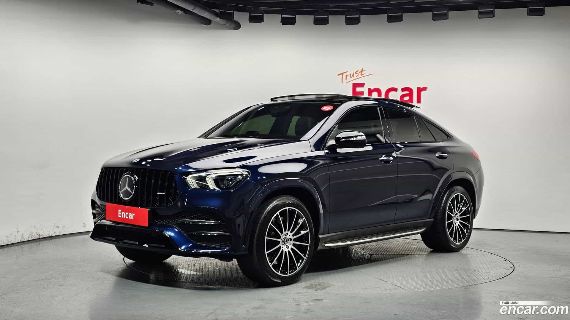 GLE-Class Mercedes-Benz 2022.10-OUTER-001