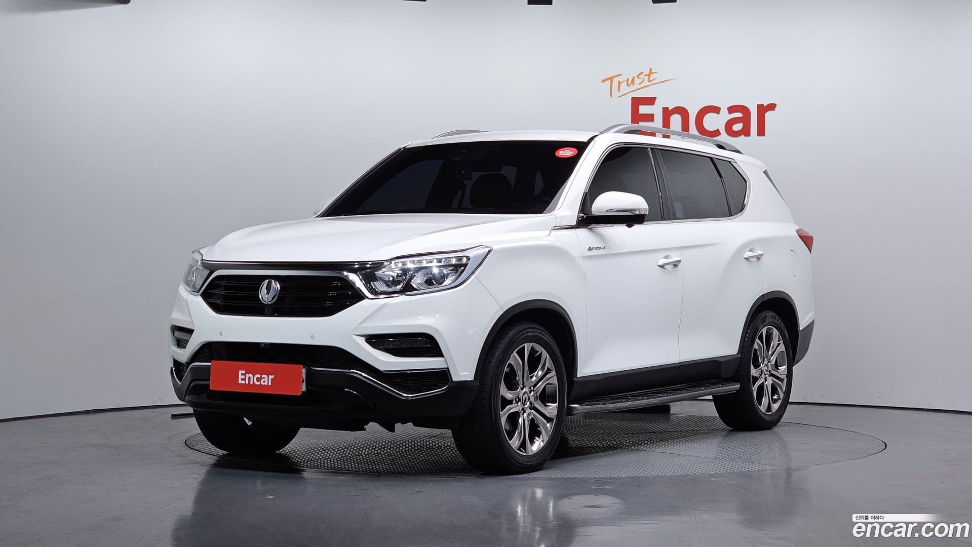 Main__Slider__Photo:Rexton KG Mobility 2017.10-0