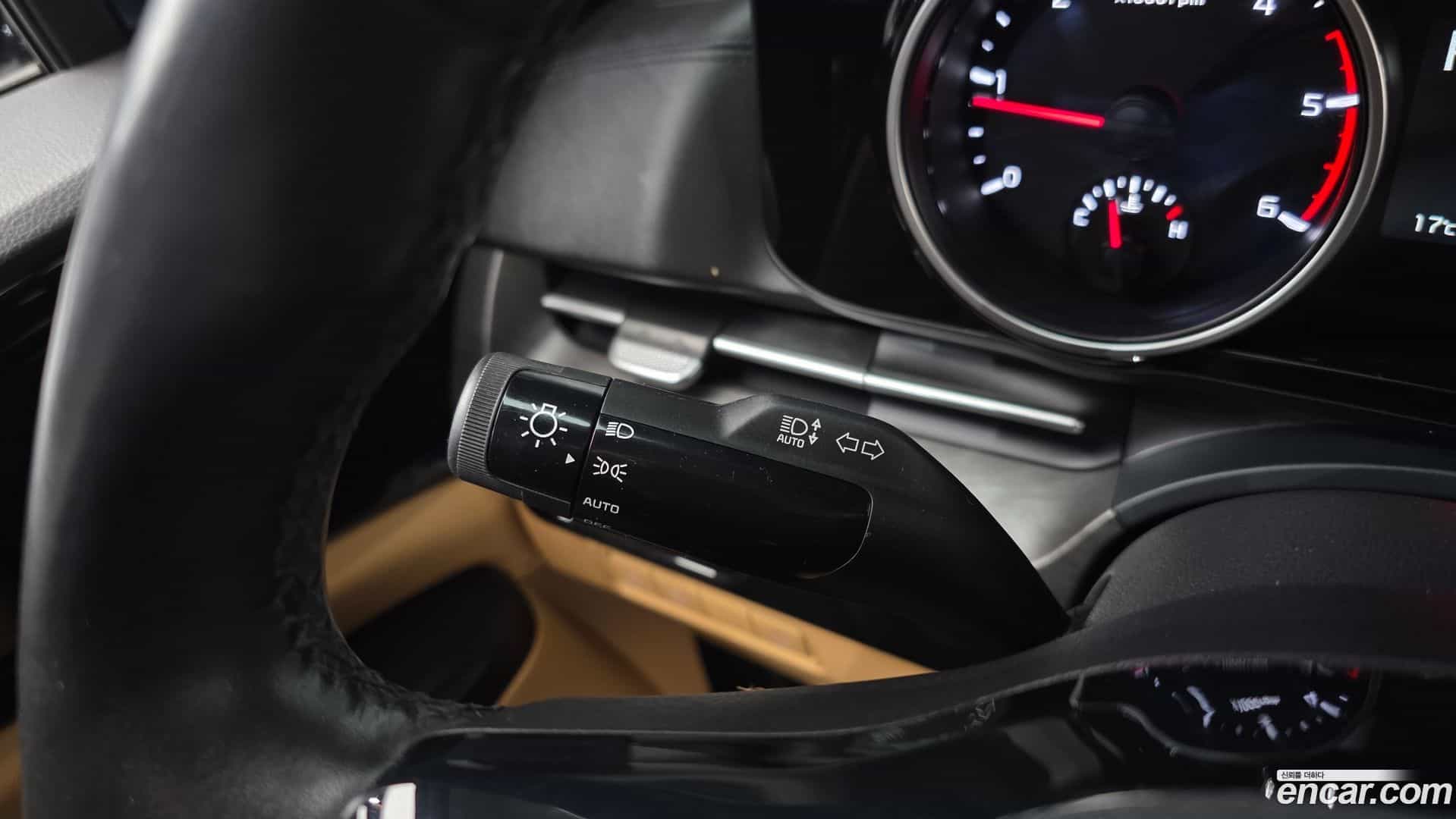 Canival Kia 2021.11-OPTION-021