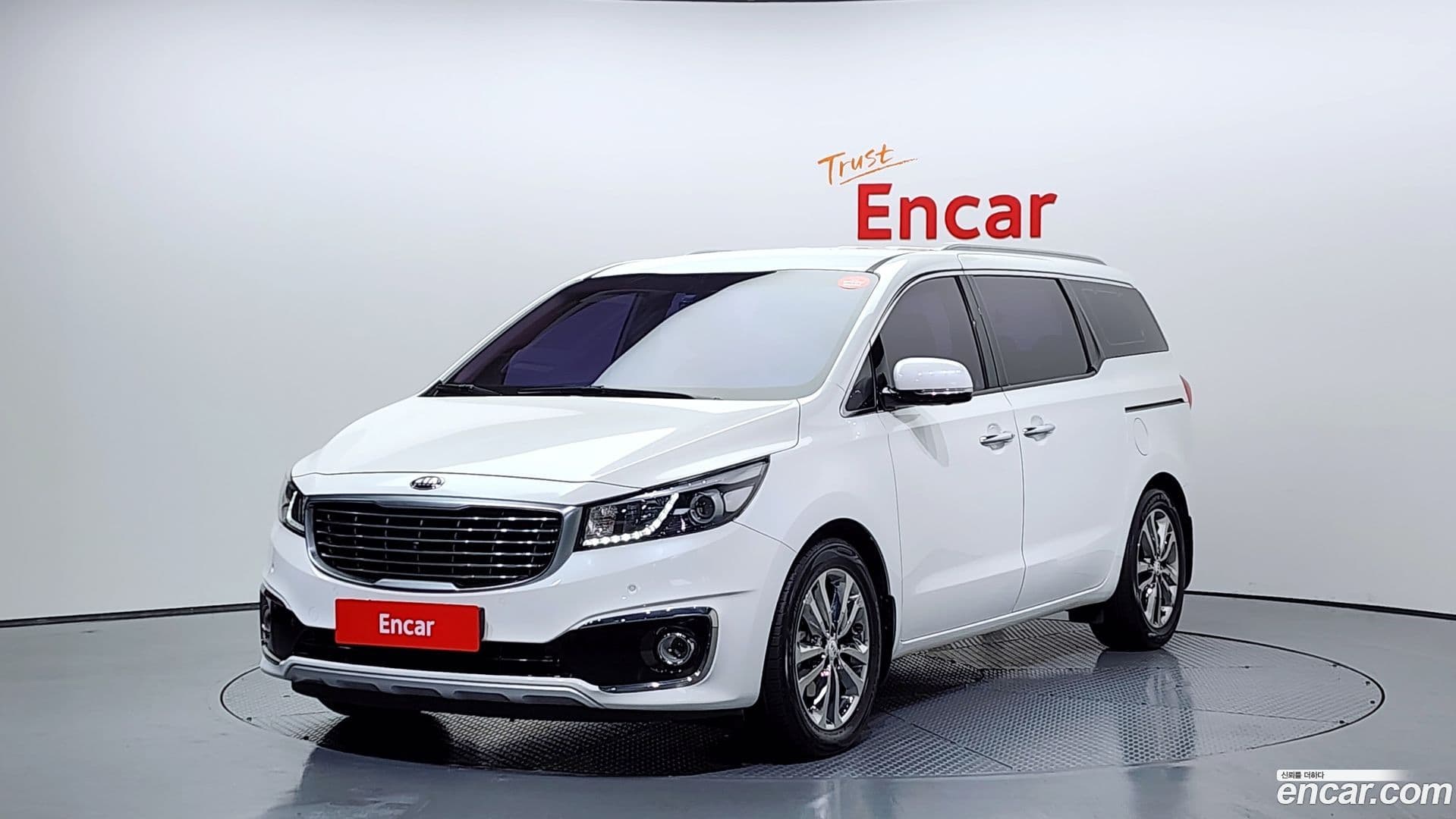 Main__Slider__Photo:Canival Kia 2016.10-0