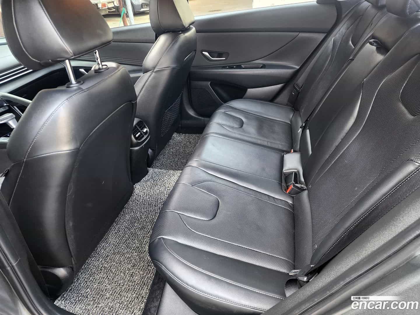 AVANTE Hyundai 2020.5-OPTION-017
