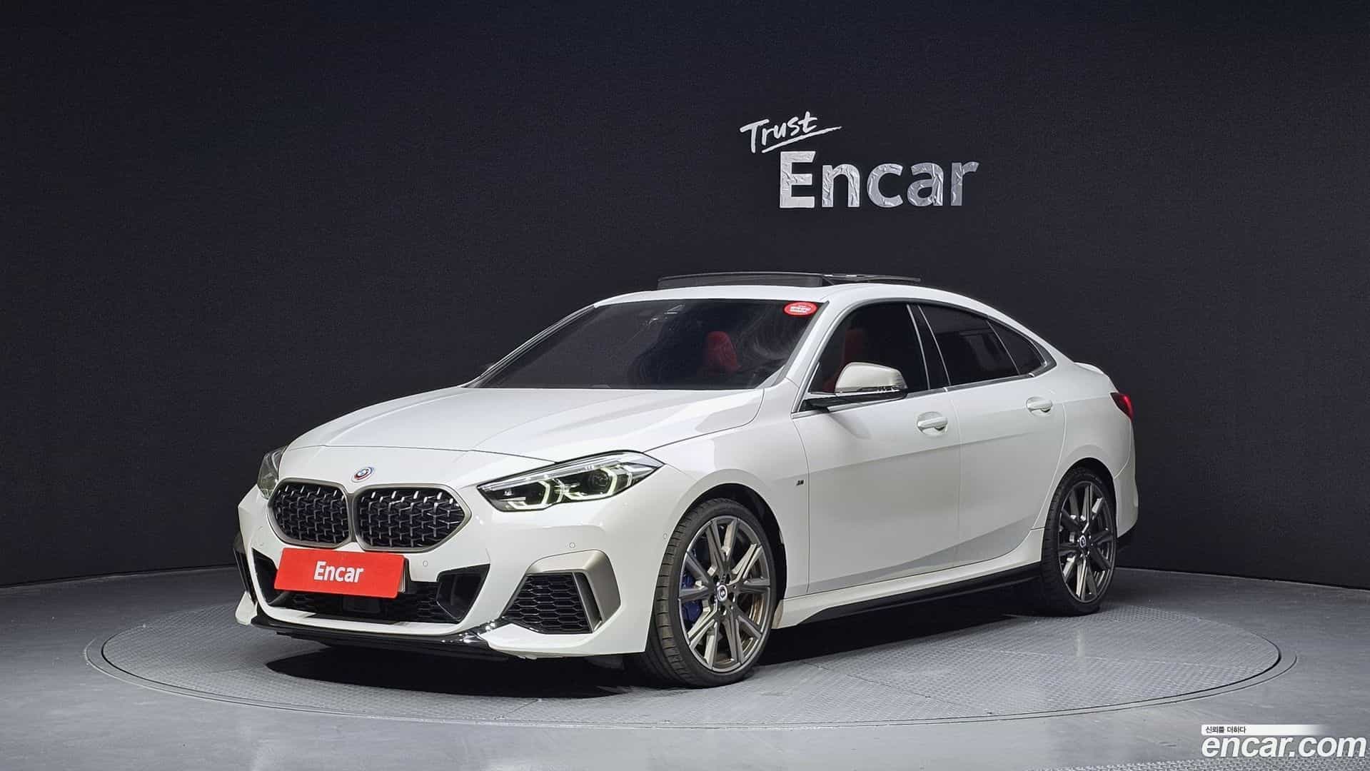 2-Series BMW 2023.8-OUTER-001
