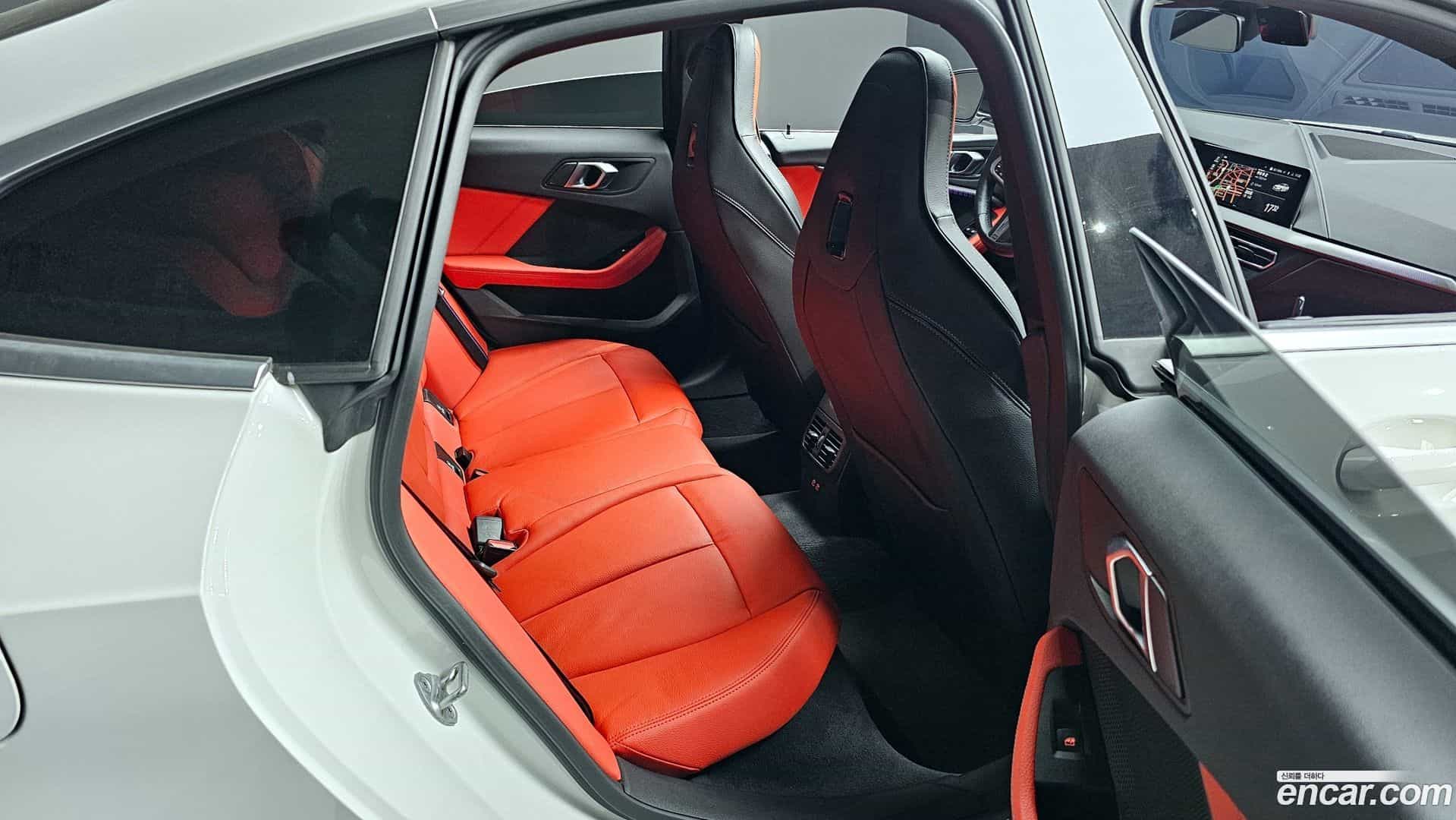 2-Series BMW 2023.8-OPTION-016