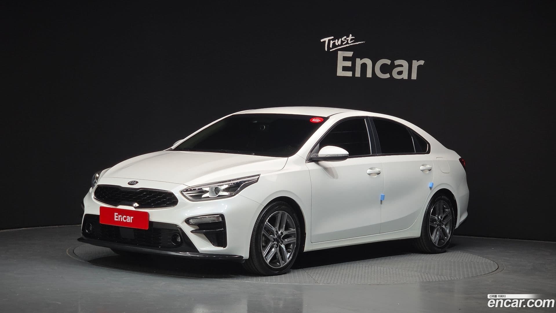 Main__Slider__Photo:K3 Kia 2018.3-0
