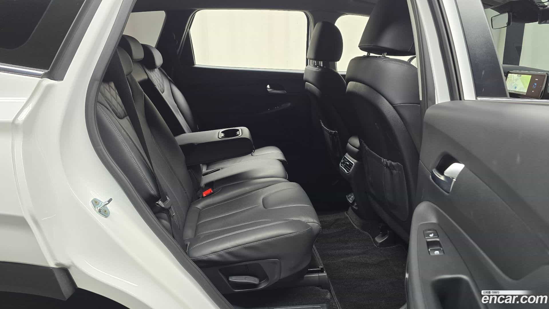 Santafe Hyundai 2022.8-OPTION-016