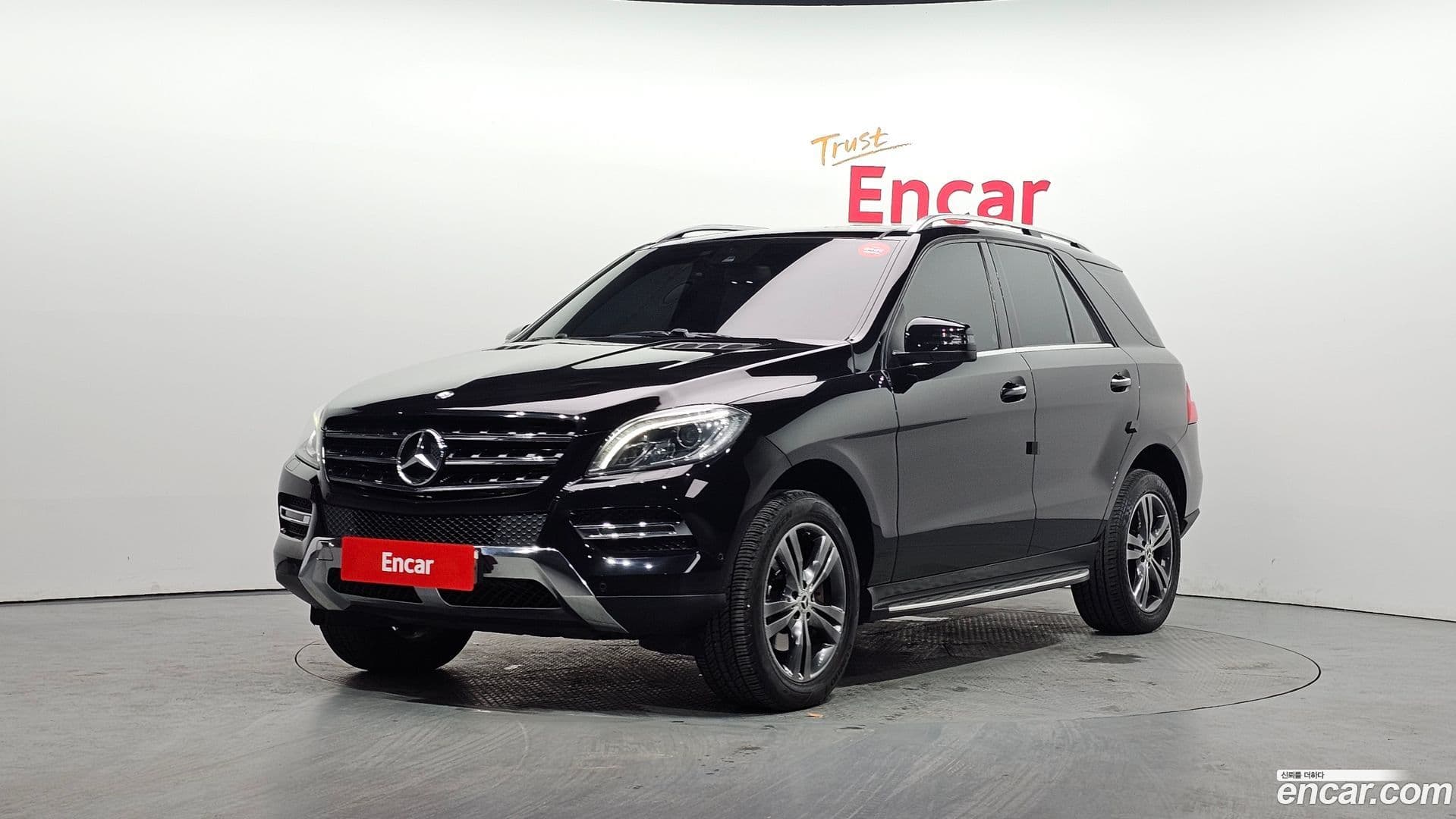 Main__Slider__Photo:M-class Mercedes-Benz 2015.5-0