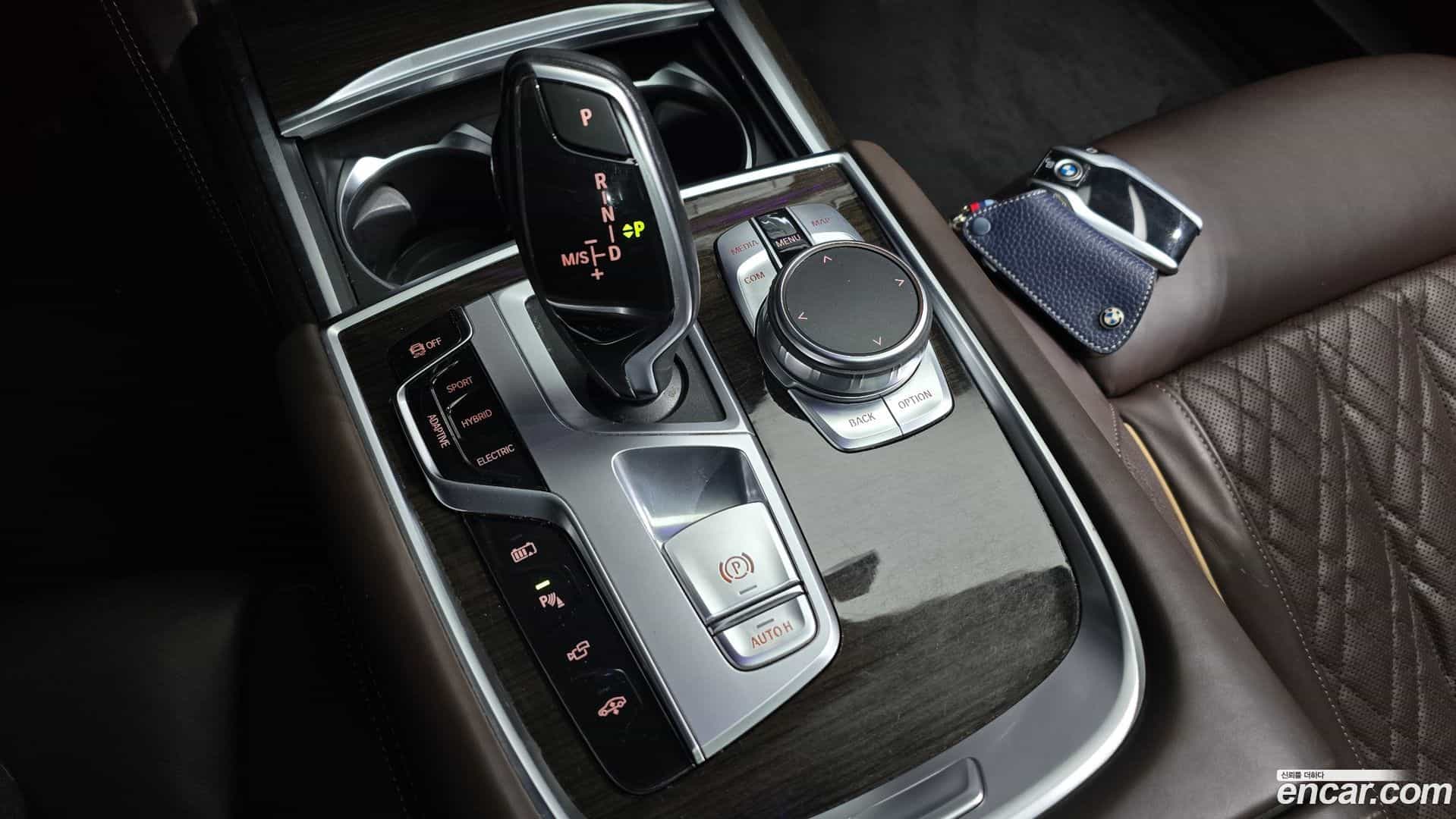 7-Series BMW 2021.6-INNER-009