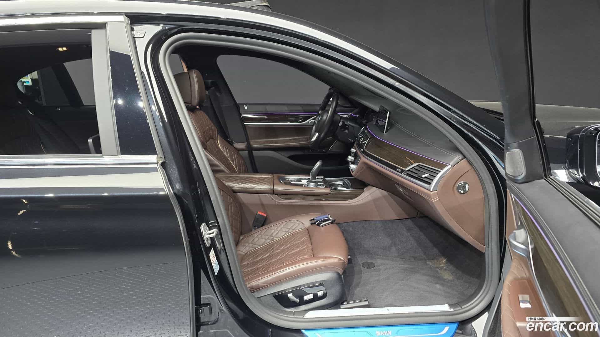 7-Series BMW 2021.6-OPTION-015