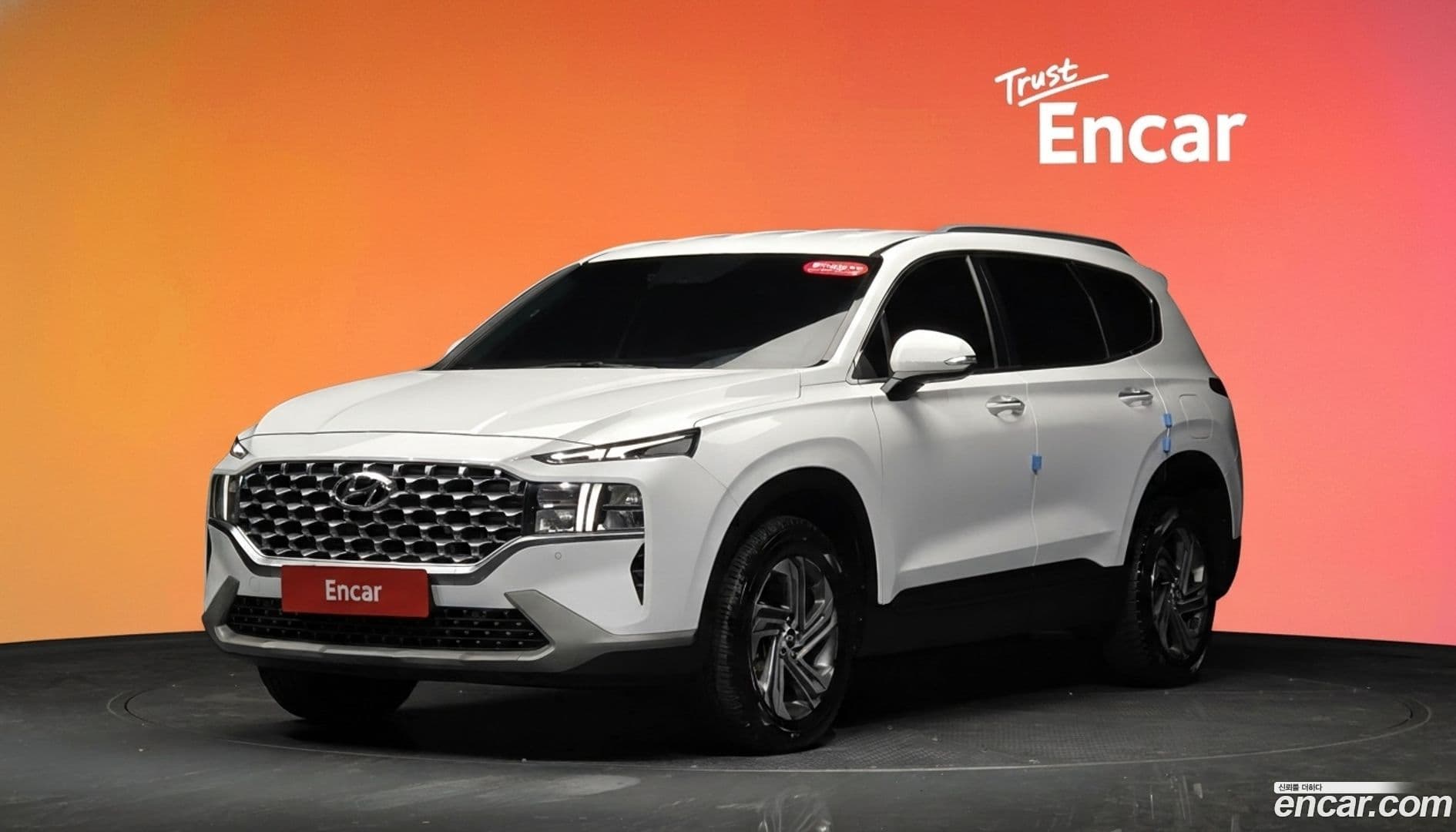 Main__Slider__Photo:Santafe Hyundai 2020.6-0