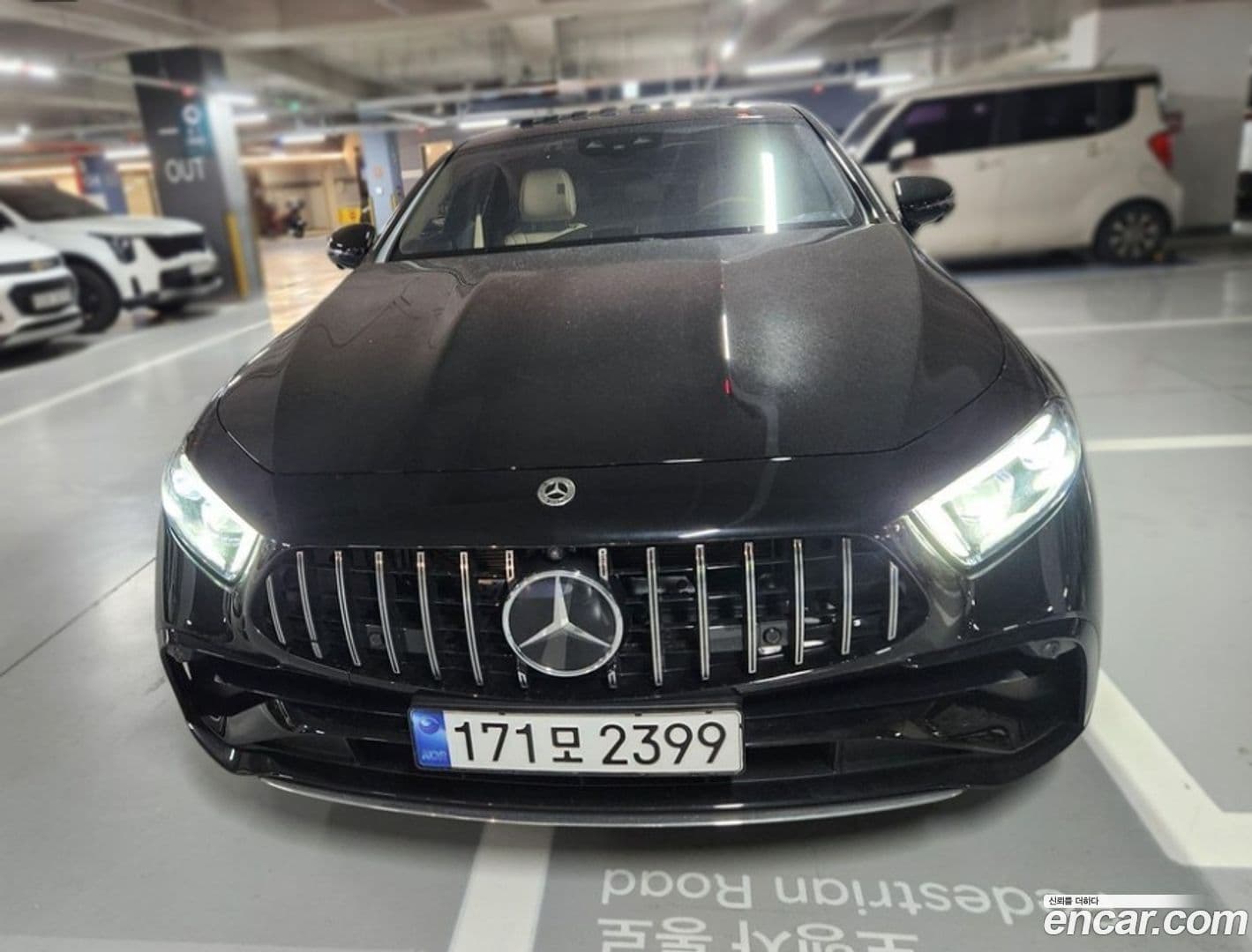 Main__Slider__Photo:CLS-Class Mercedes-Benz 2023.4-0