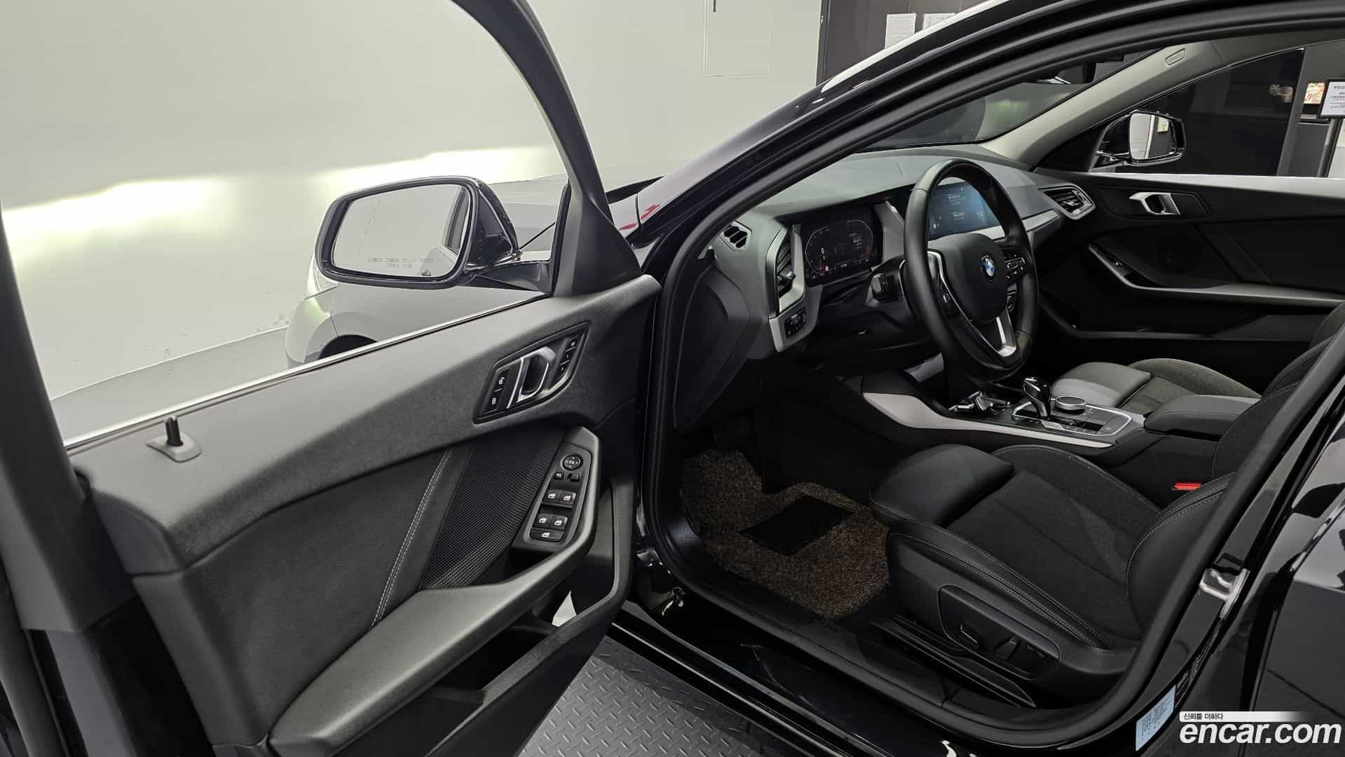 1-Series BMW 2021.3-OPTION-015